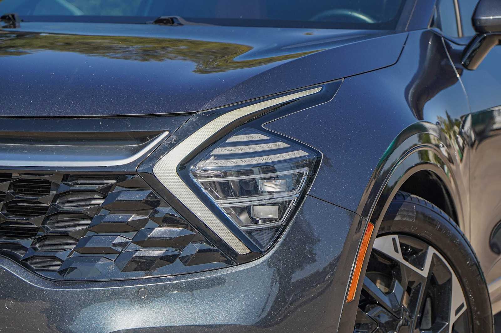 Thumbnail: 2023 Kia Sportage - 3