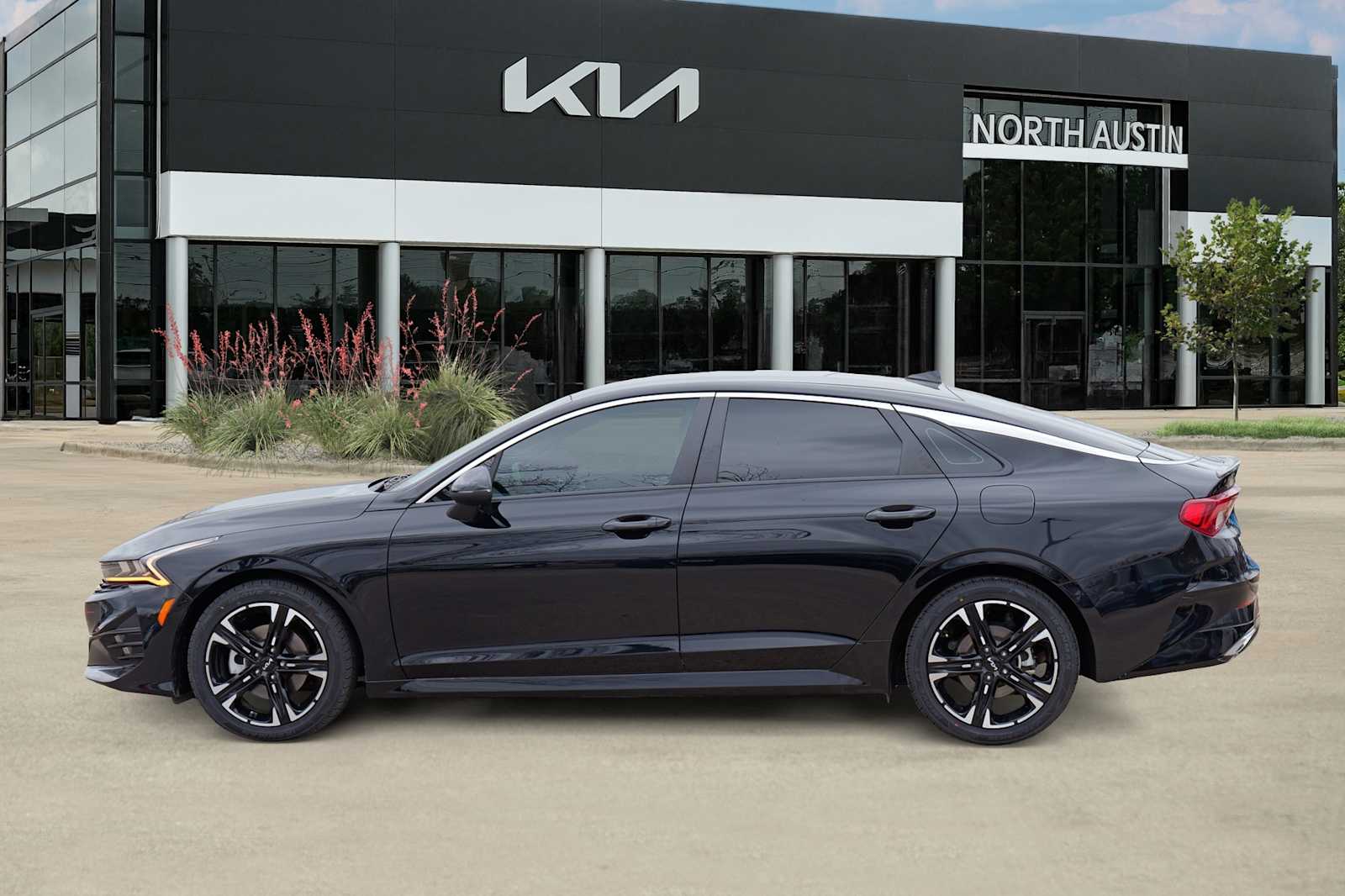 Thumbnail: 2024 Kia K5 - 4