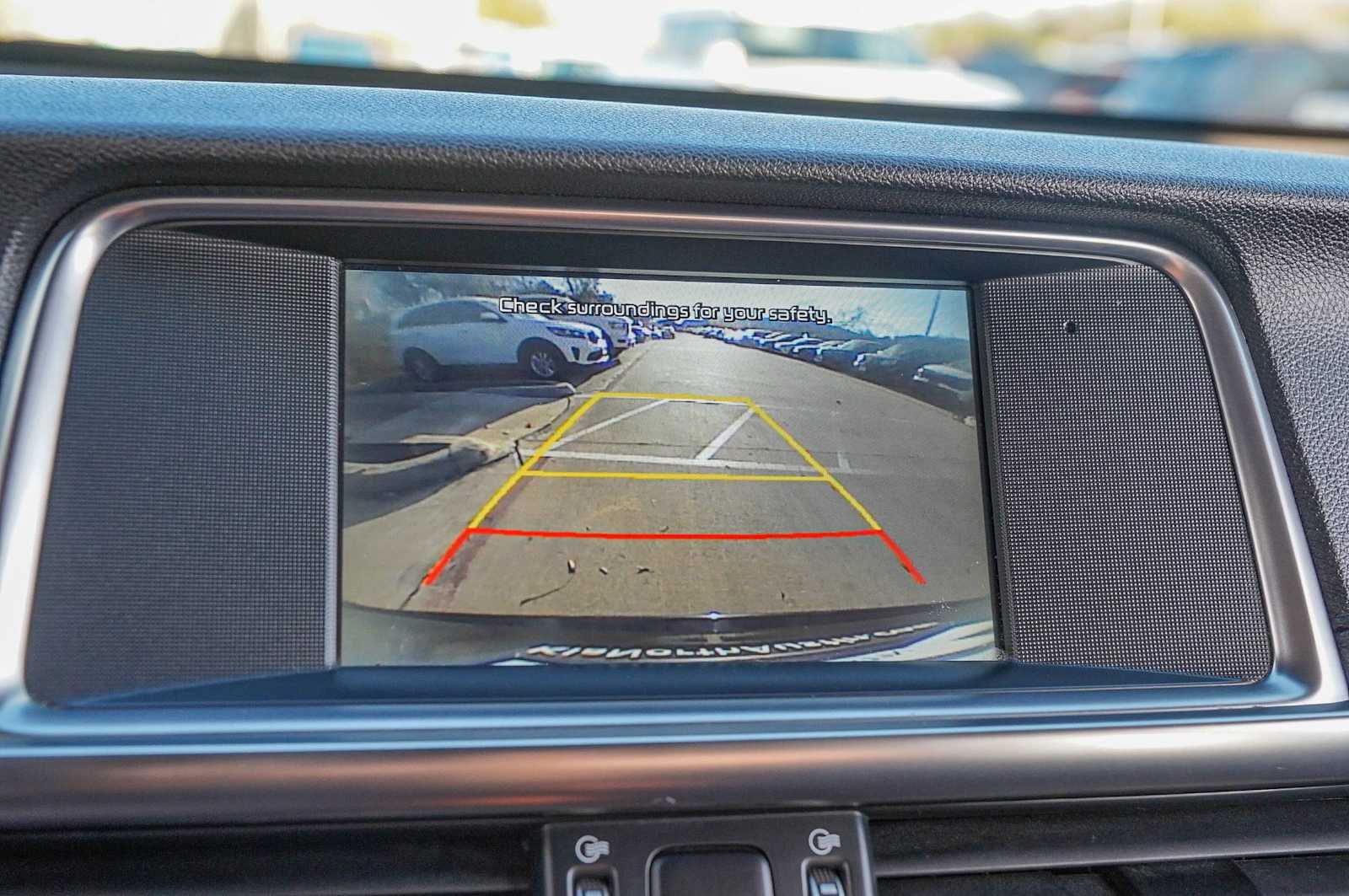 Thumbnail: 2018 Kia Optima - 16