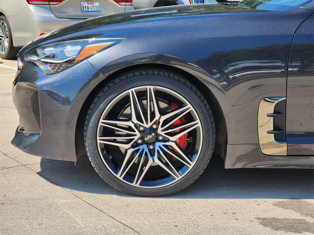 2022 Kia Stinger GT2 8