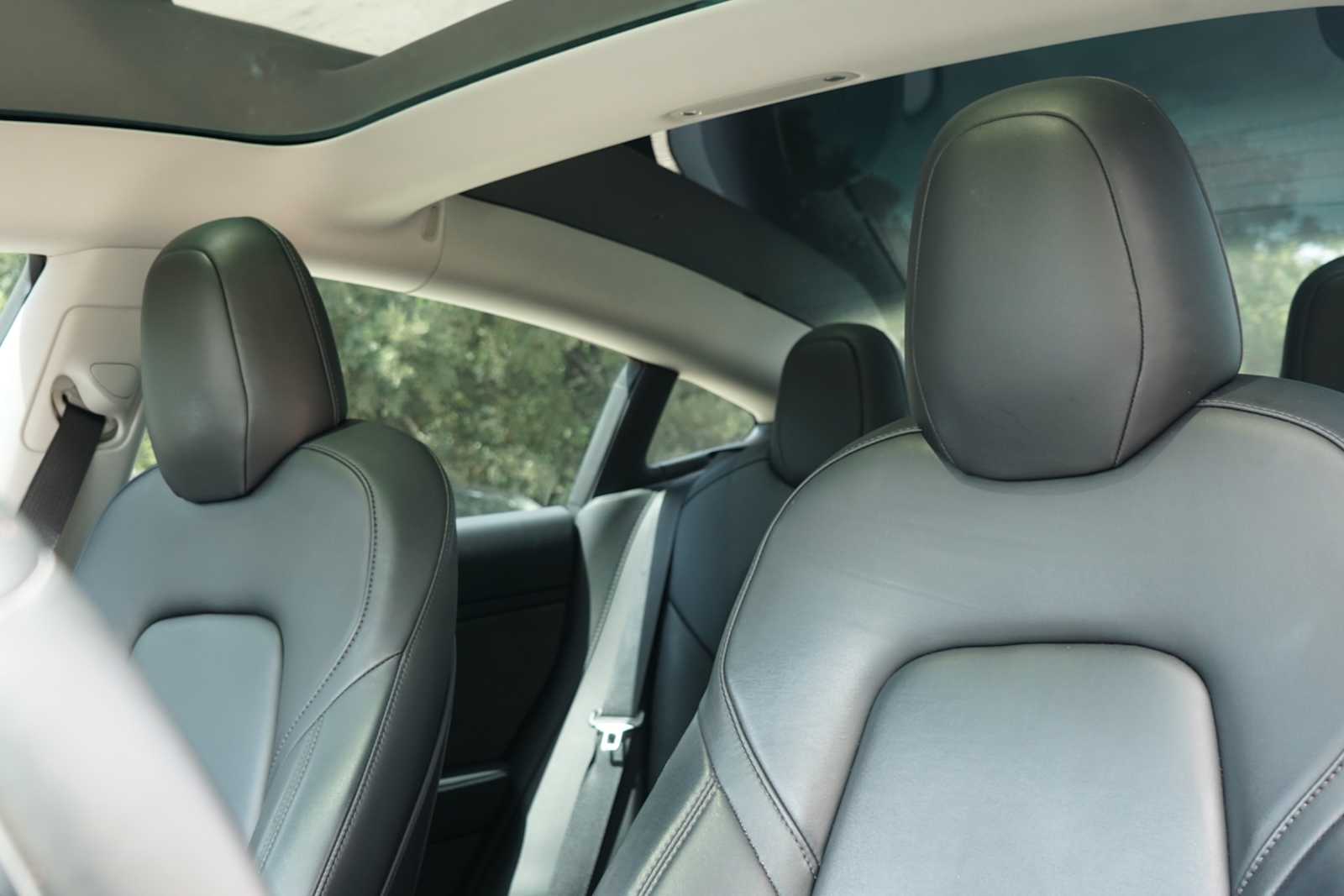 Thumbnail: 2019 Tesla Model 3 - 10