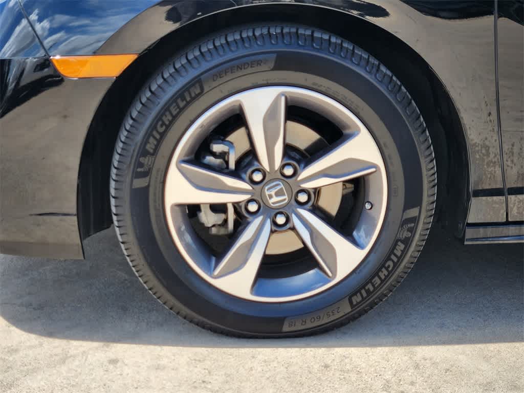 Thumbnail: 2018 Honda Odyssey - 9