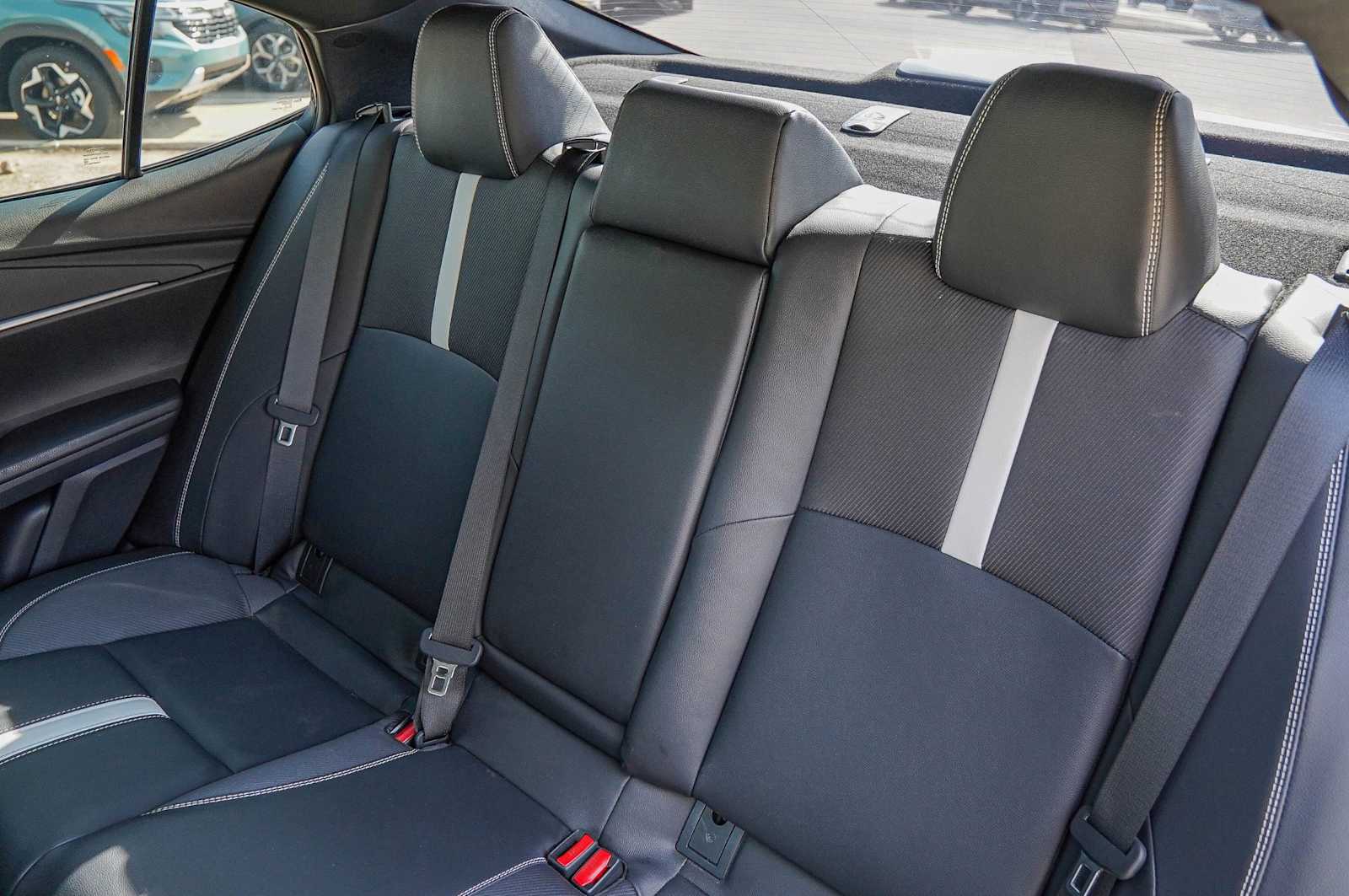 Thumbnail: 2025 Toyota Camry - 31