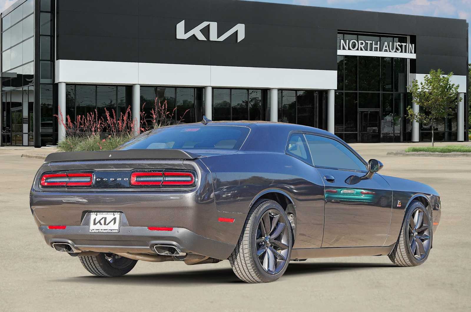 Thumbnail: 2019 Dodge Challenger - 6