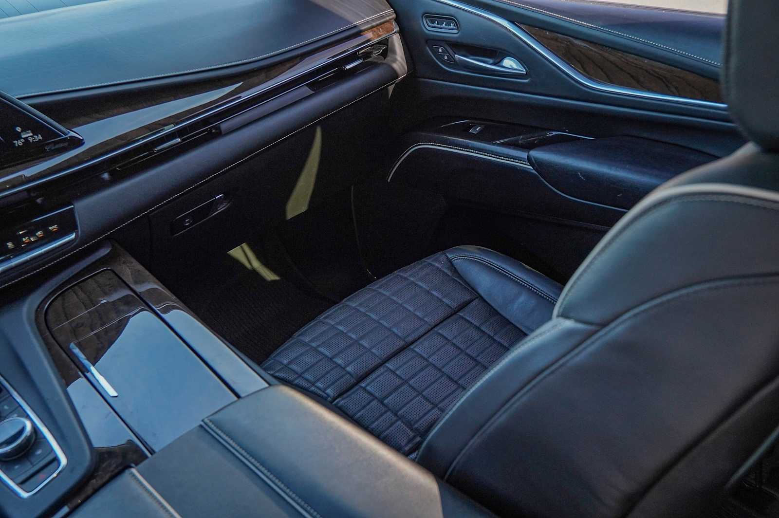 Thumbnail: 2021 Cadillac Escalade - 28