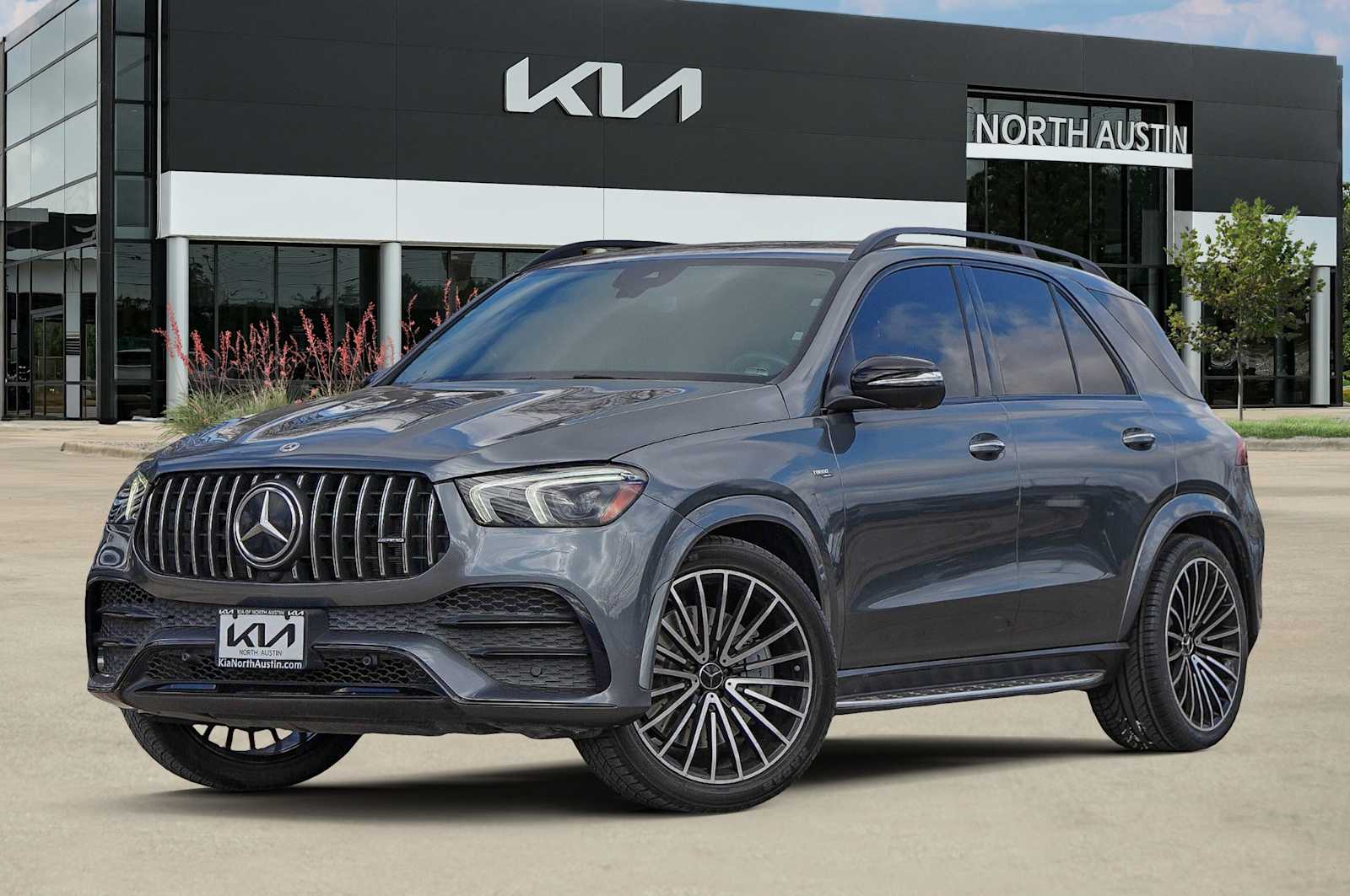 Thumbnail: 2021 Mercedes-Benz GLE - 1