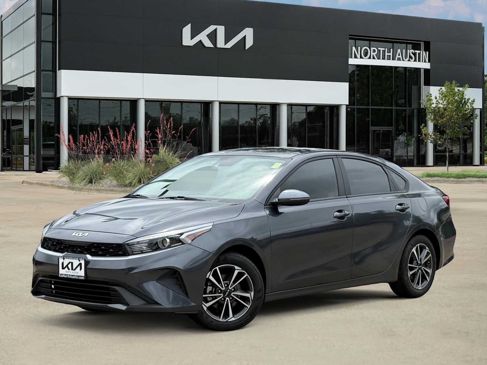 2024 Kia Forte LXS AT's photo