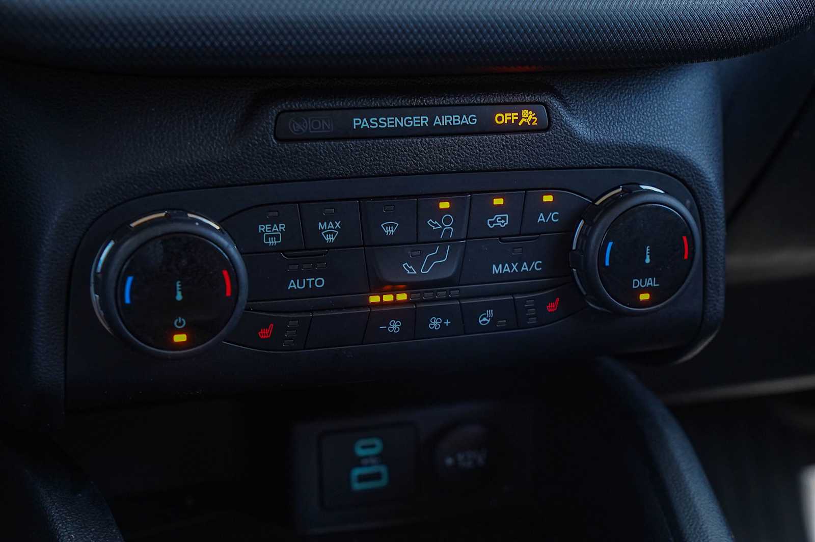 Thumbnail: 2022 Ford Bronco Sport - 21