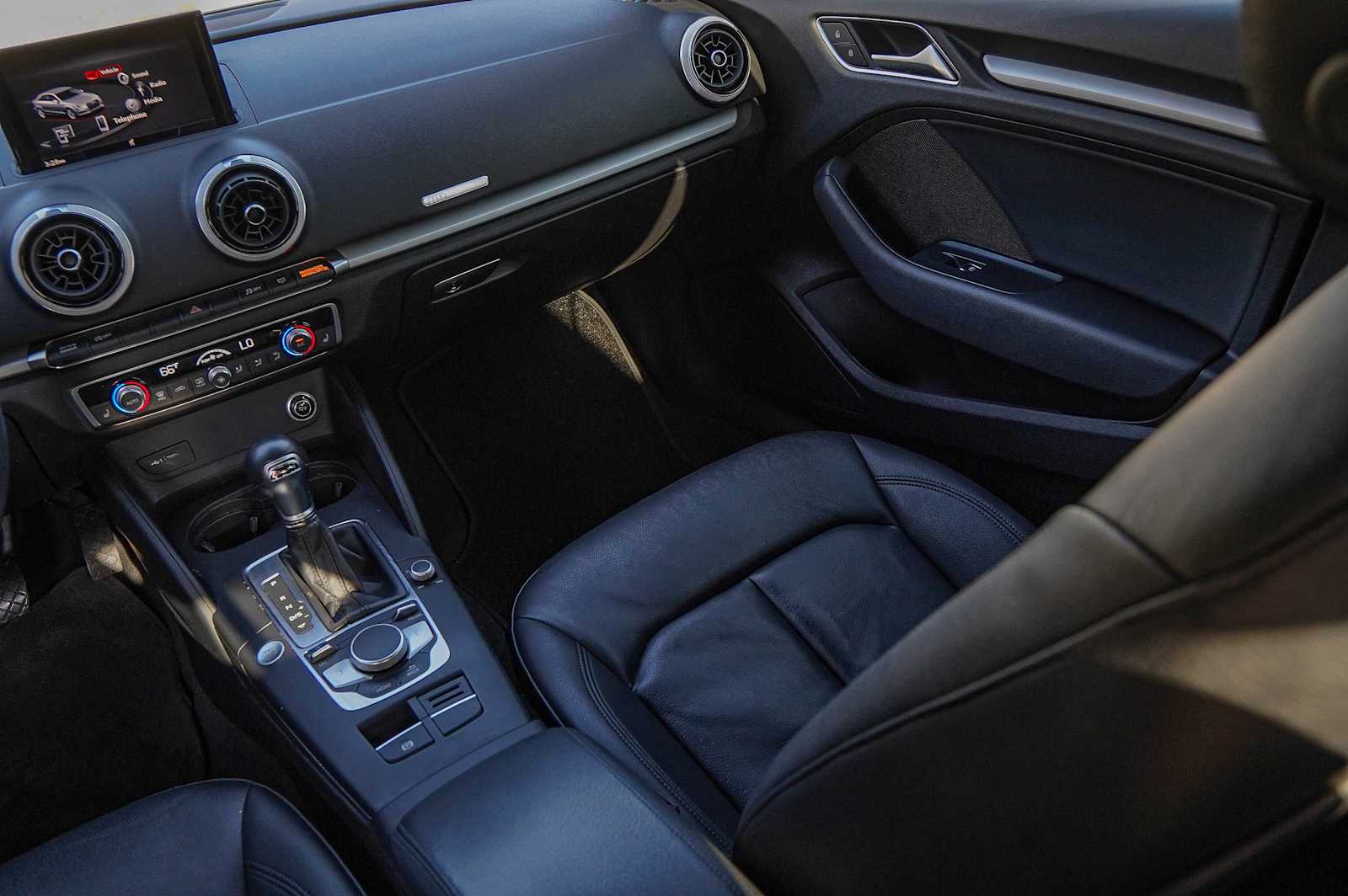 Thumbnail: 2019 Audi A3 - 26