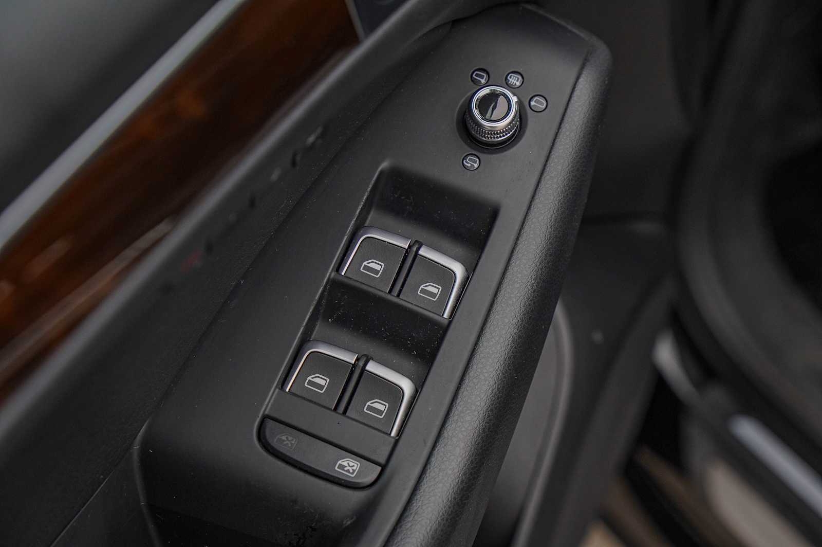 Thumbnail: 2015 Audi Q5 - 24