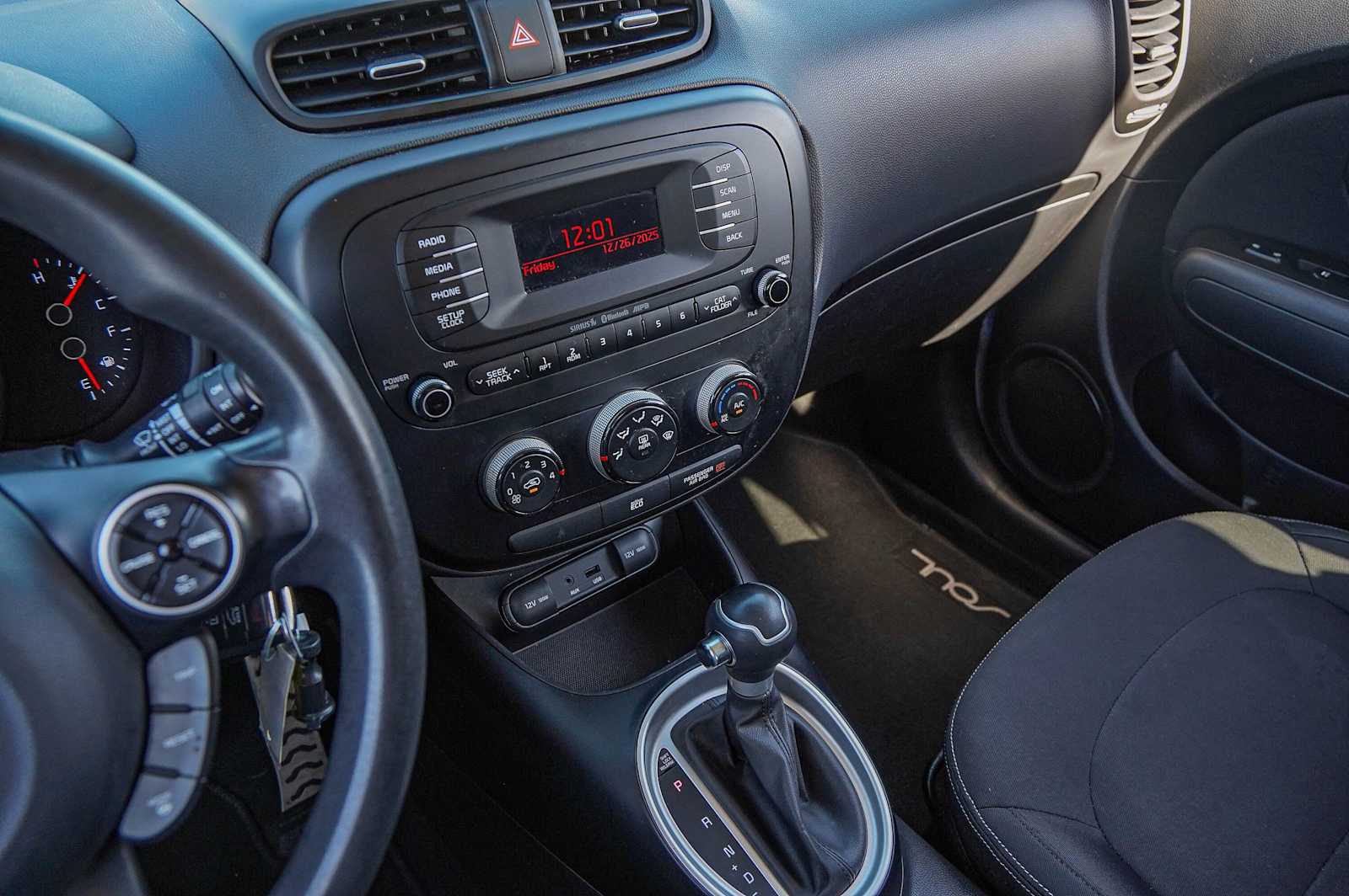 Thumbnail: 2014 Kia Soul - 16