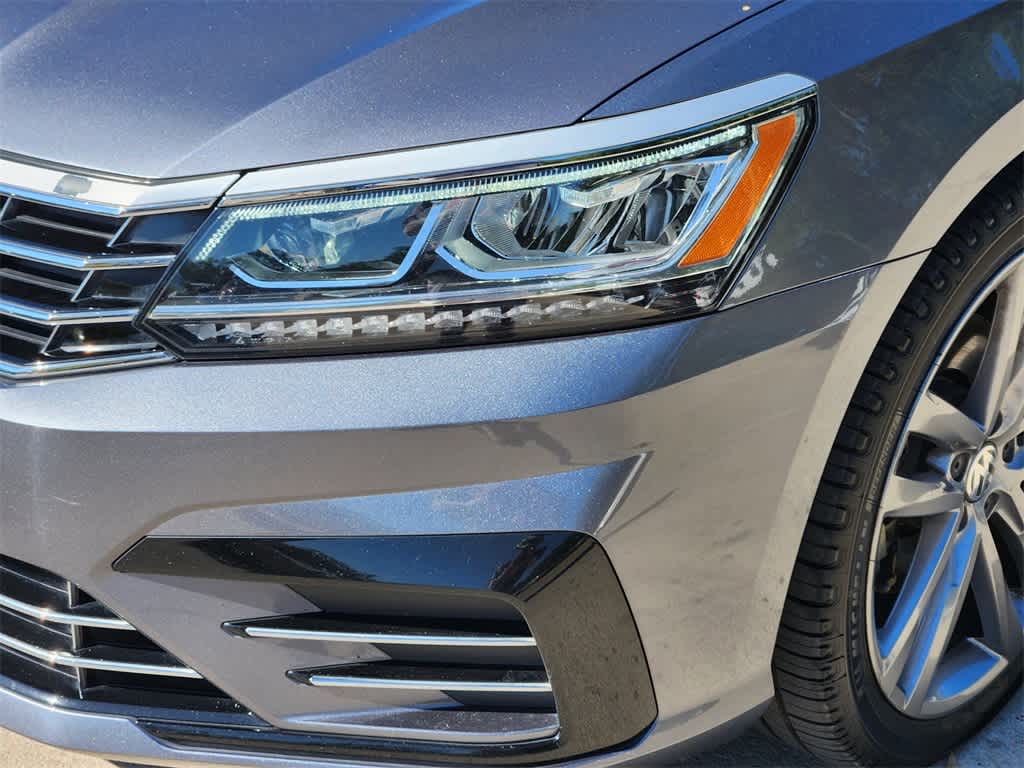 Thumbnail: 2016 Volkswagen Passat - 7