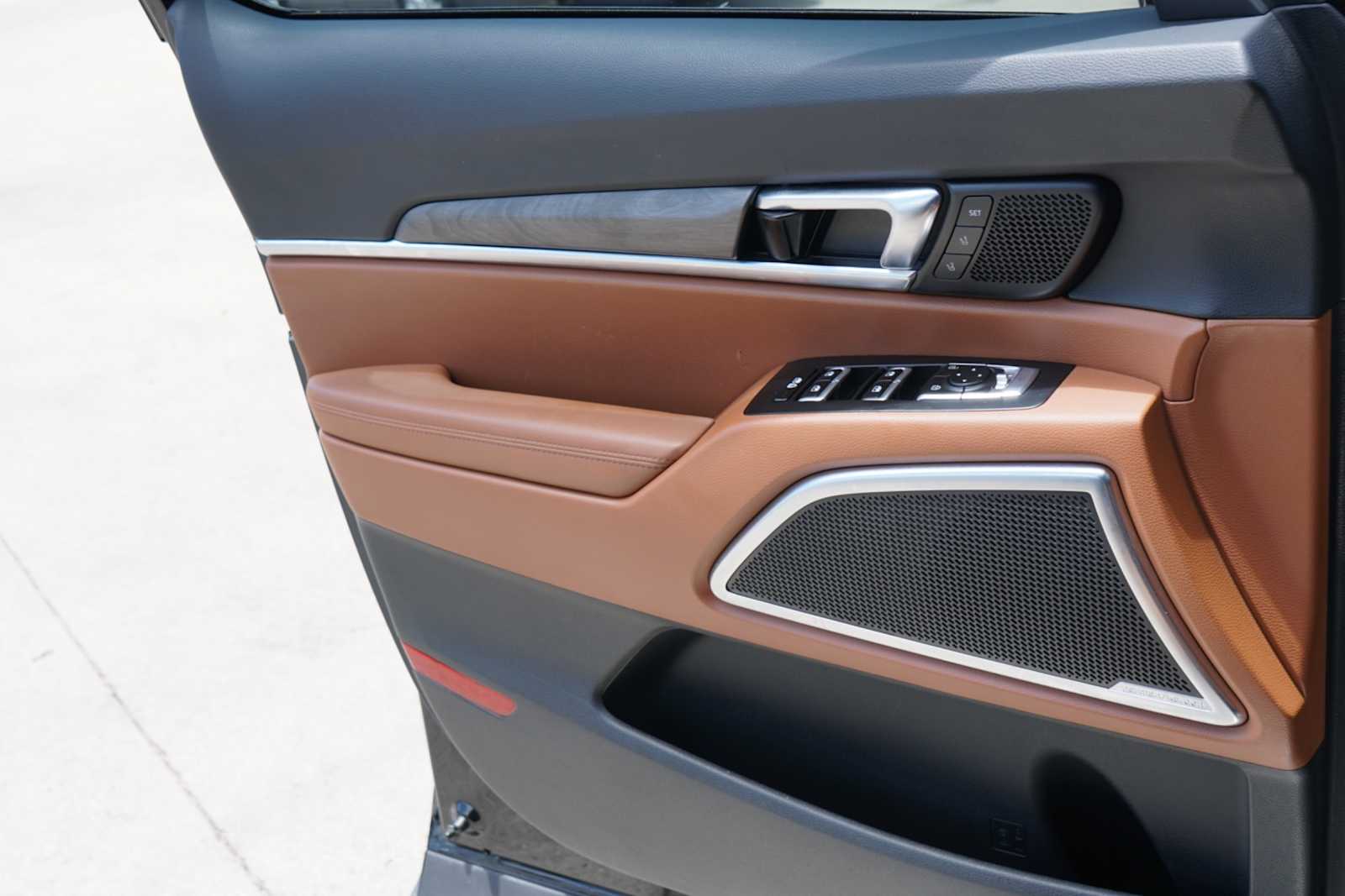 Thumbnail: 2024 Kia Telluride - 15