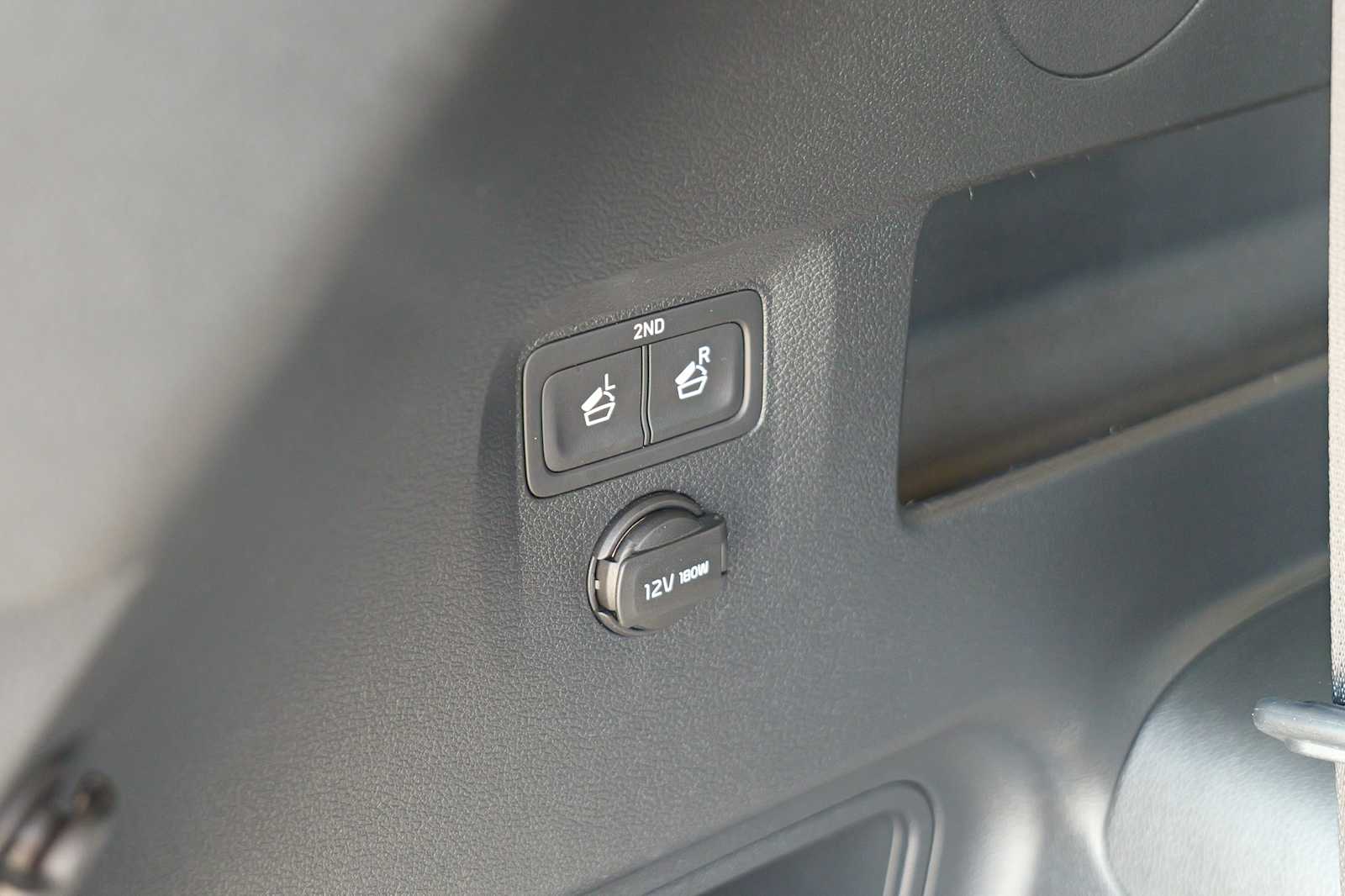 Thumbnail: 2023 Kia Telluride - 30