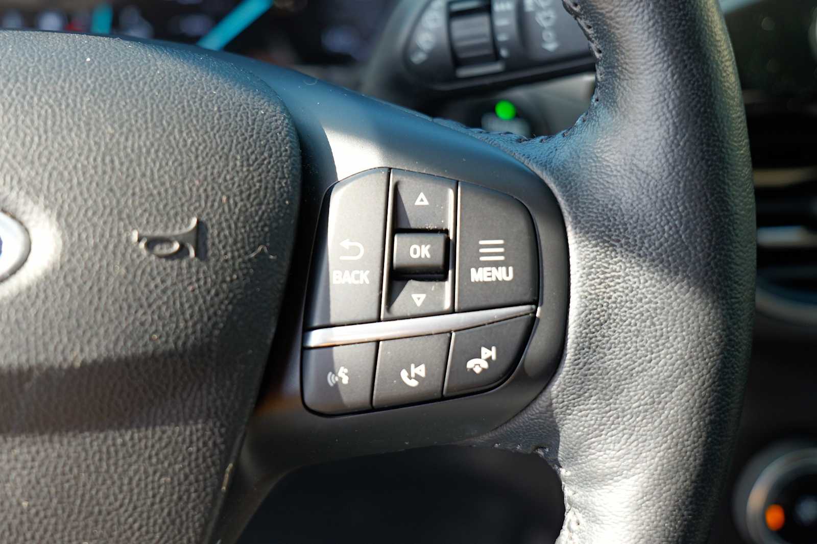 Thumbnail: 2020 Ford Escape - 14