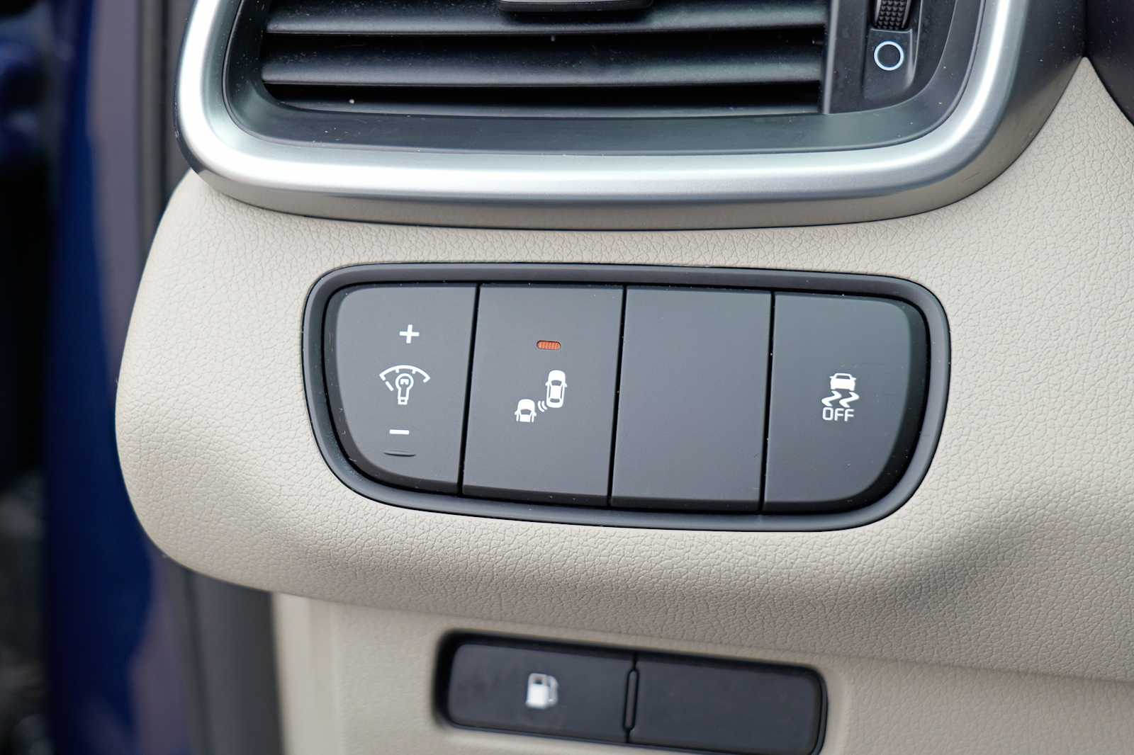 Thumbnail: 2019 Kia Sorento - 19