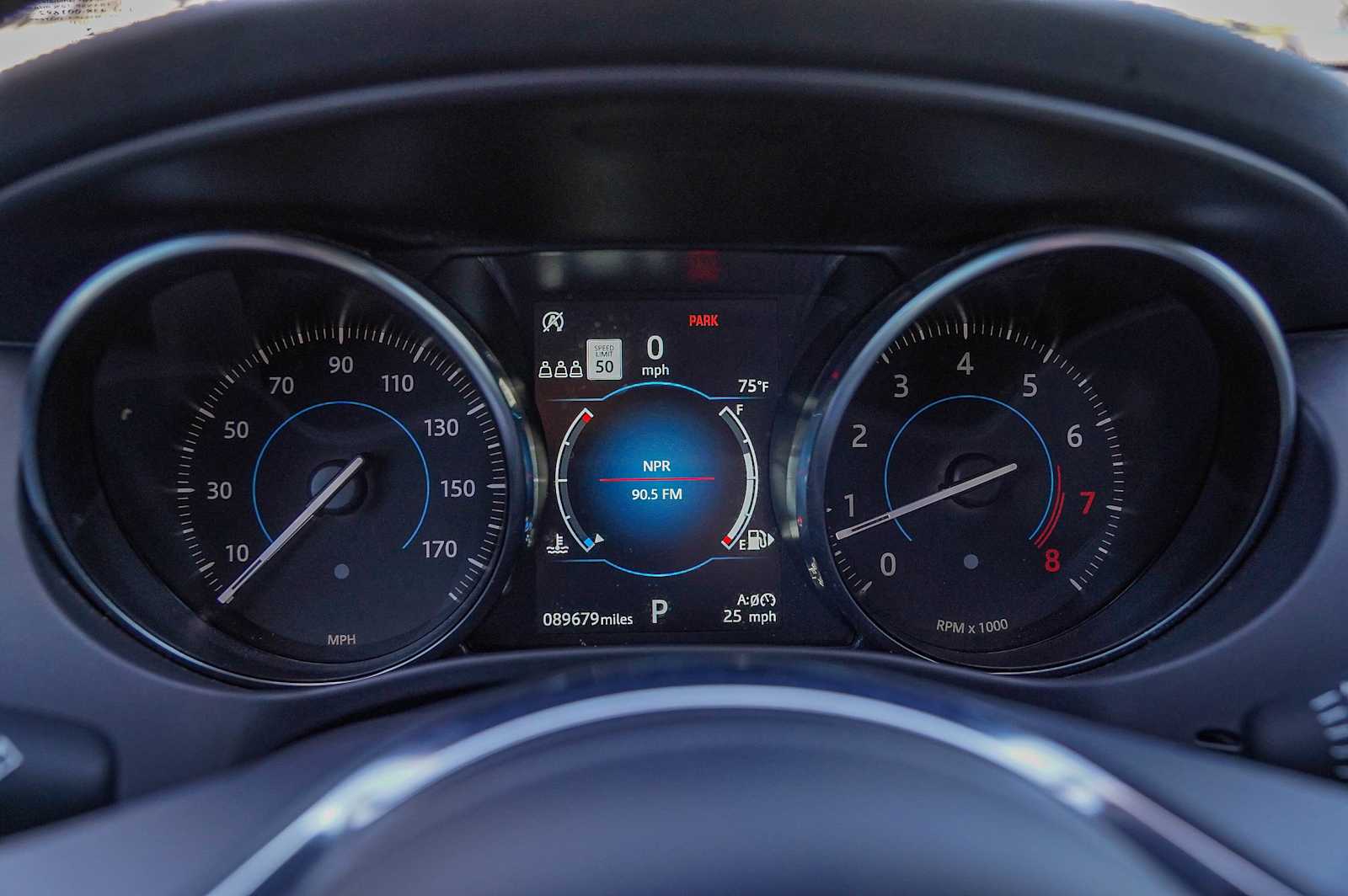 Thumbnail: 2020 Jaguar F-Pace - 15