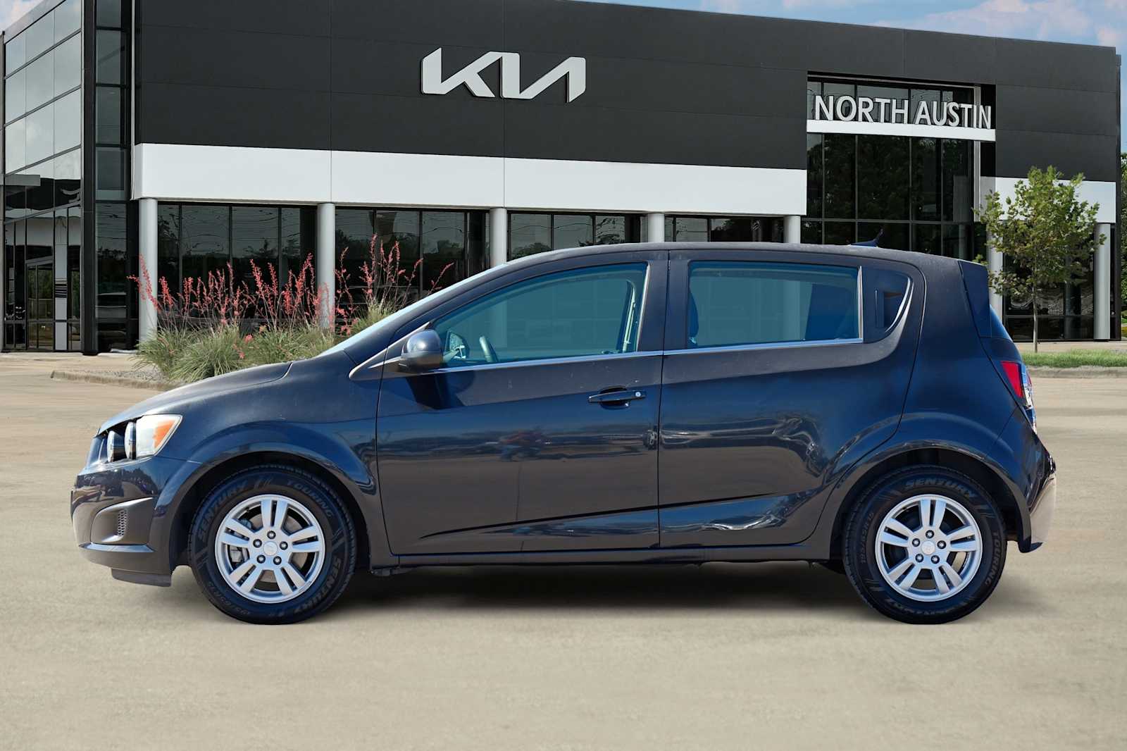 Thumbnail: 2013 Chevrolet Sonic - 4