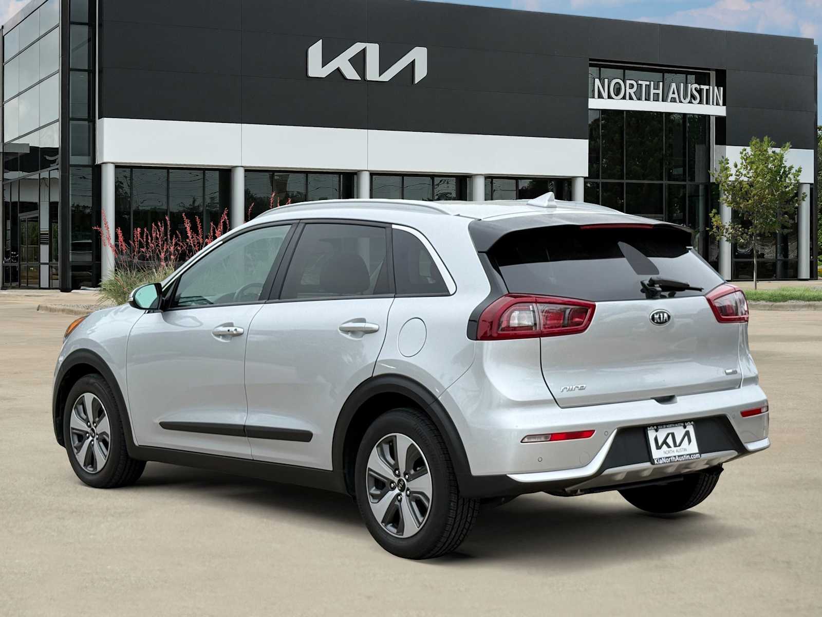 Thumbnail: 2018 Kia Niro - 6