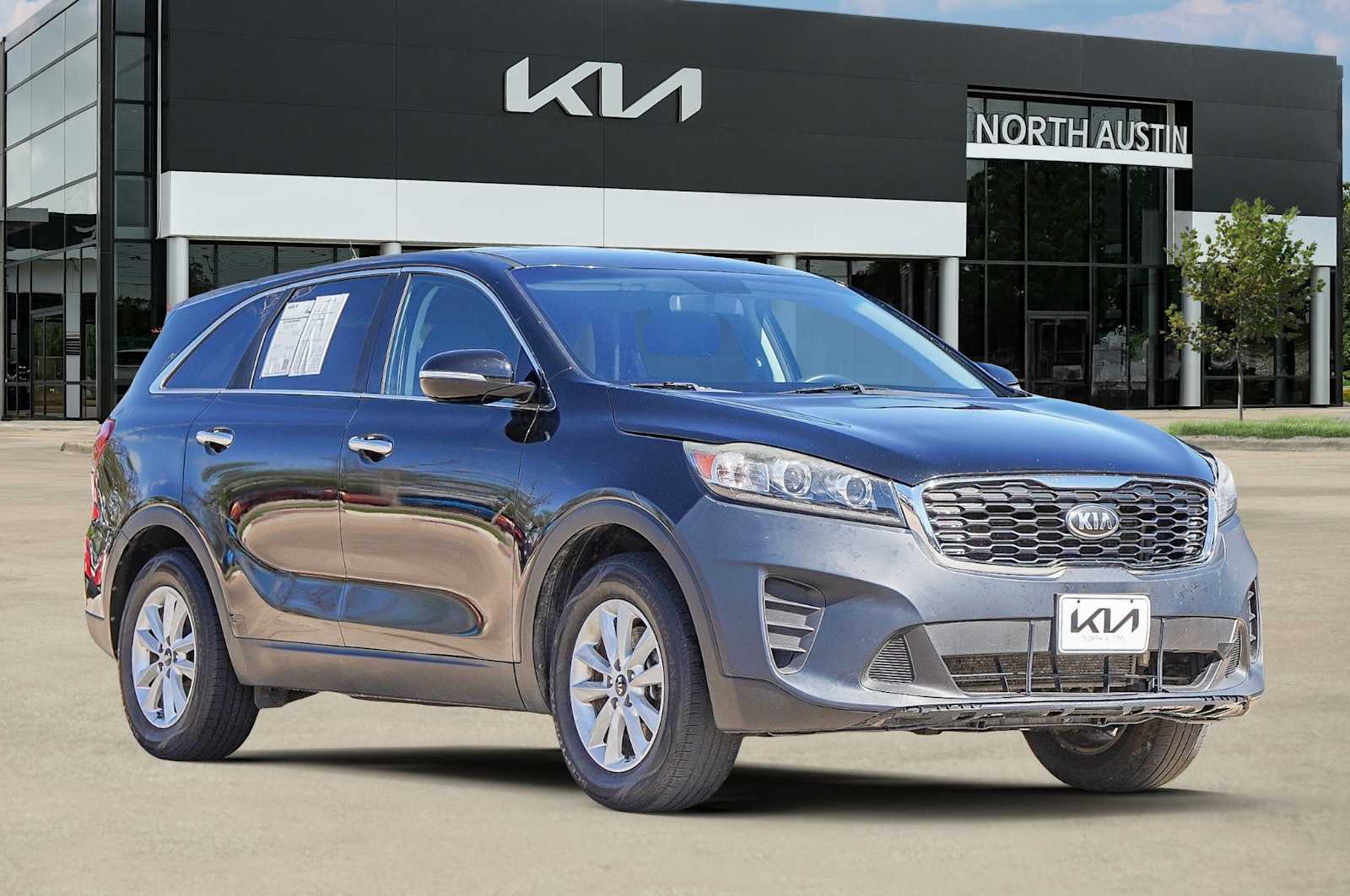 Thumbnail: 2019 Kia Sorento - 8