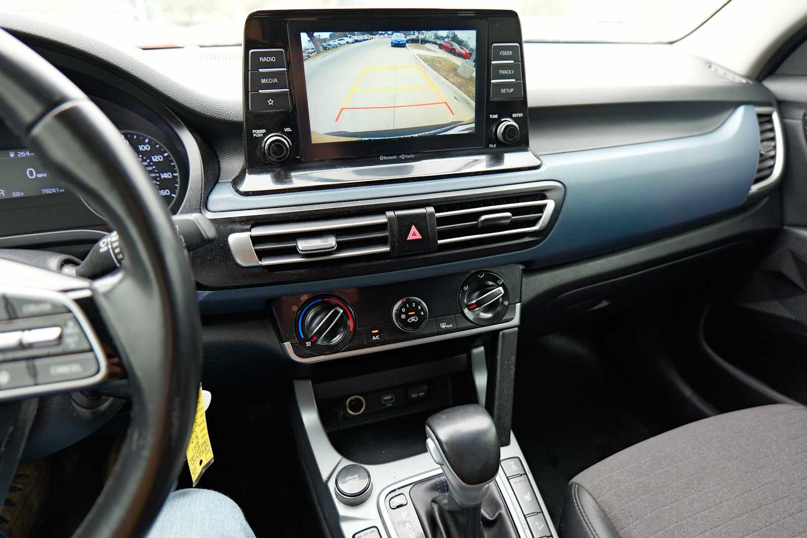 Thumbnail: 2021 Kia Seltos - 16