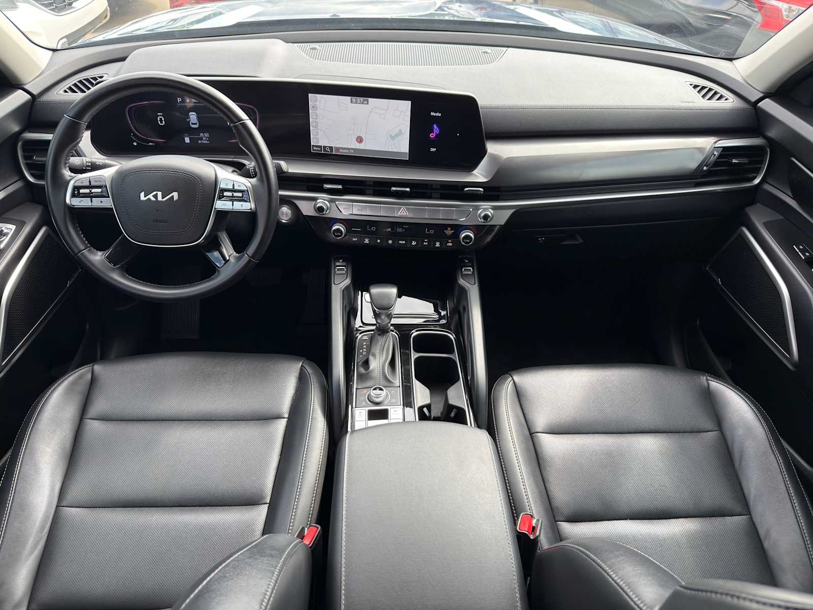 Thumbnail: 2023 Kia Telluride - 21