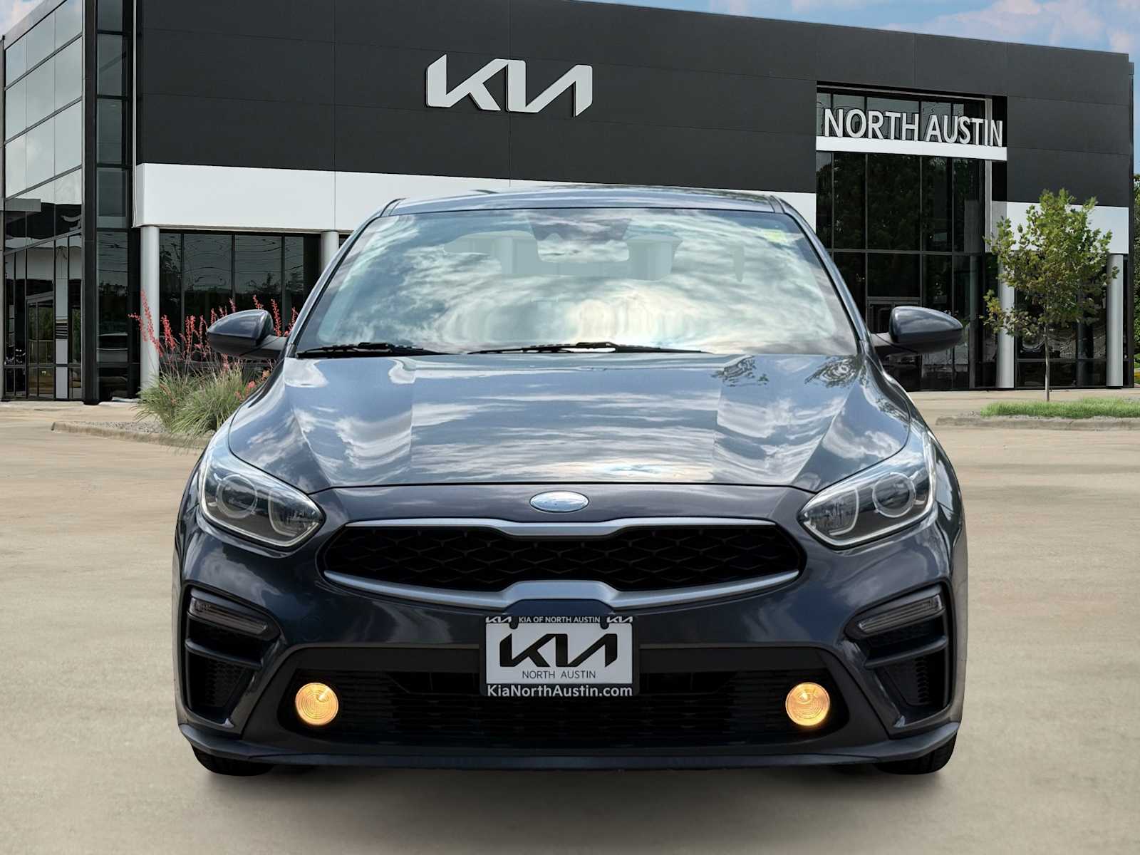 Thumbnail: 2019 Kia Forte - 3