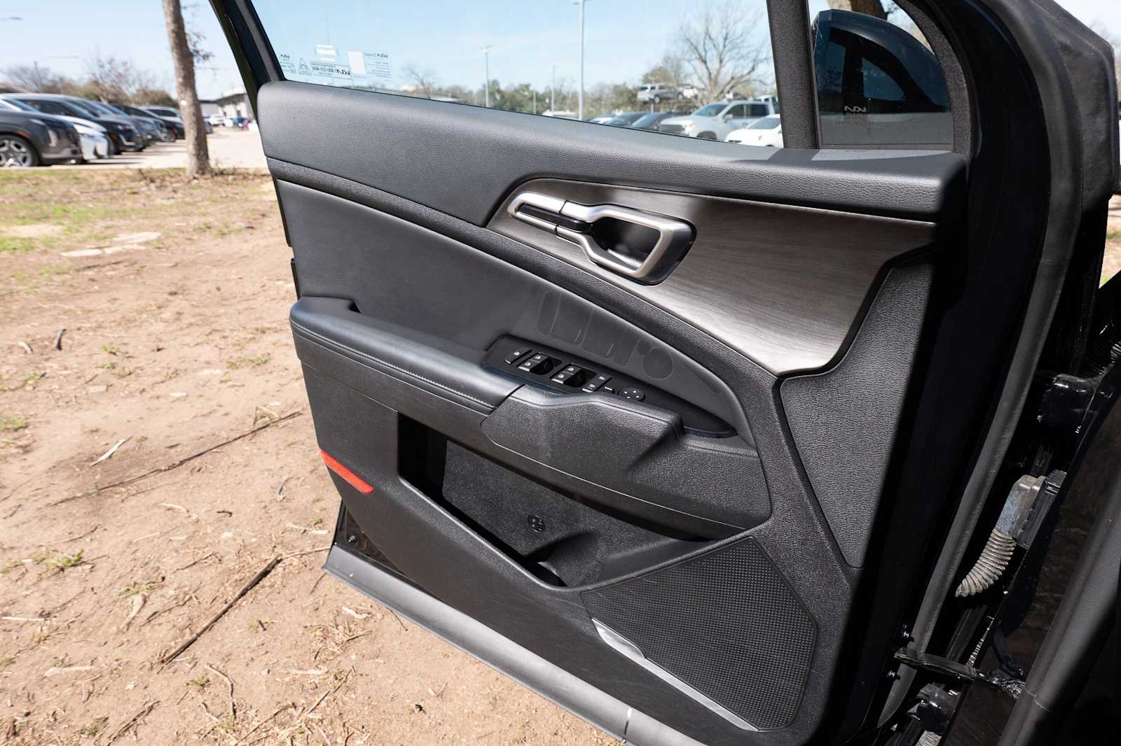 Thumbnail: 2023 Kia Sportage - 20