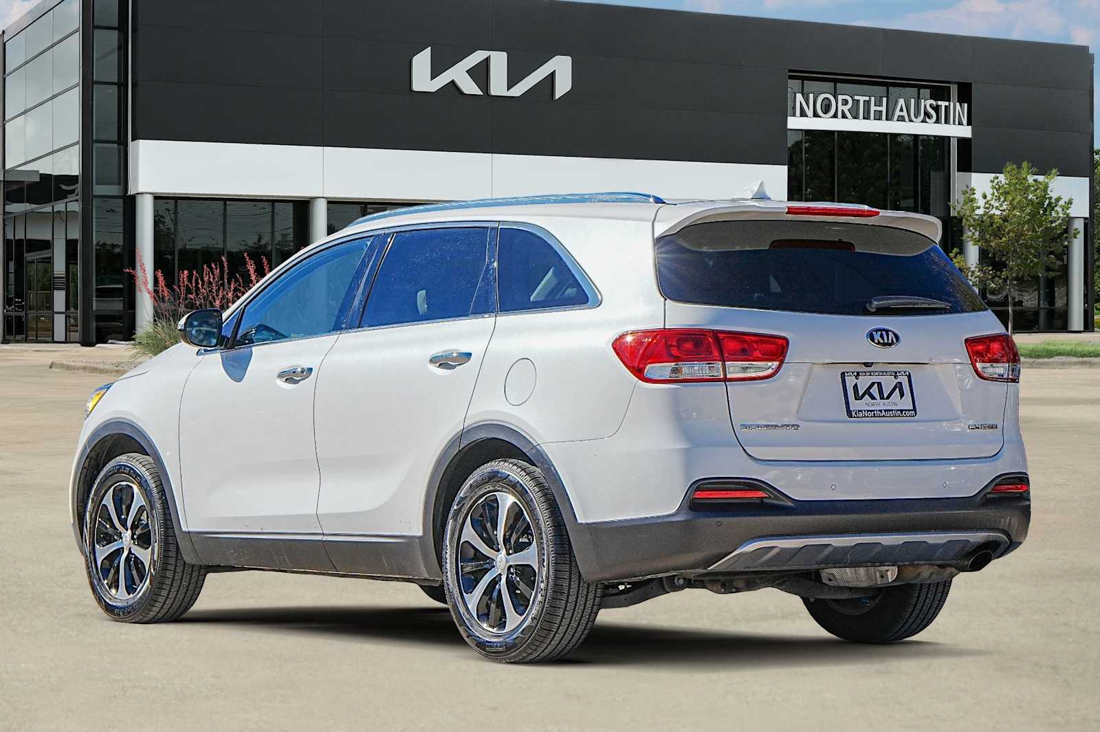 Thumbnail: 2018 Kia Sorento - 5