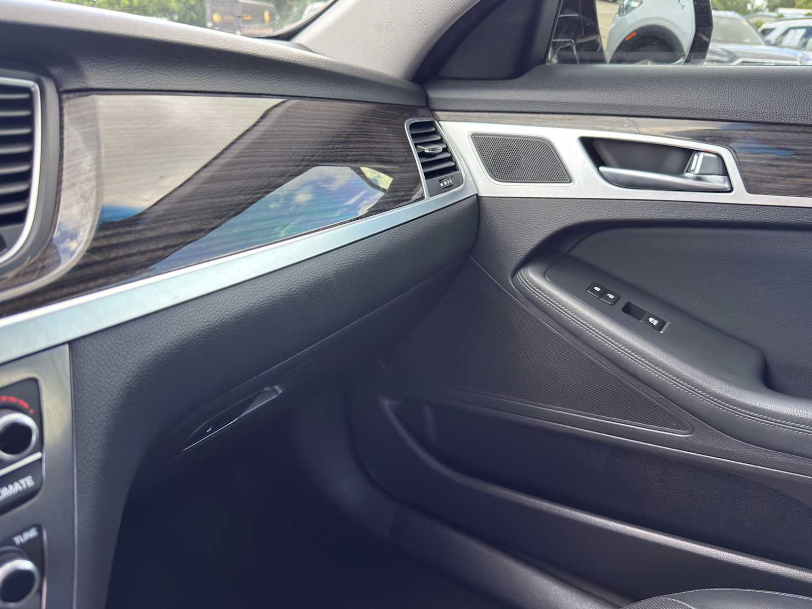 Thumbnail: 2020 Genesis G80 - 21
