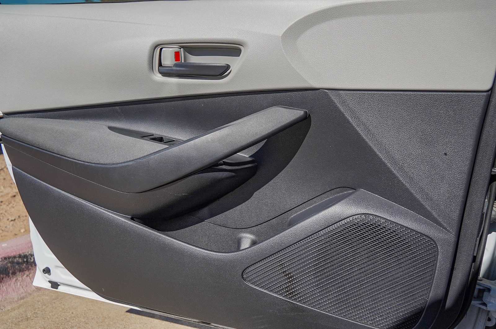 Thumbnail: 2022 Toyota Corolla - 22