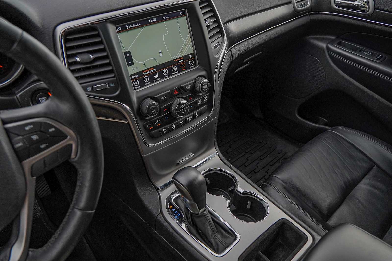 Thumbnail: 2018 Jeep Grand Cherokee - 18