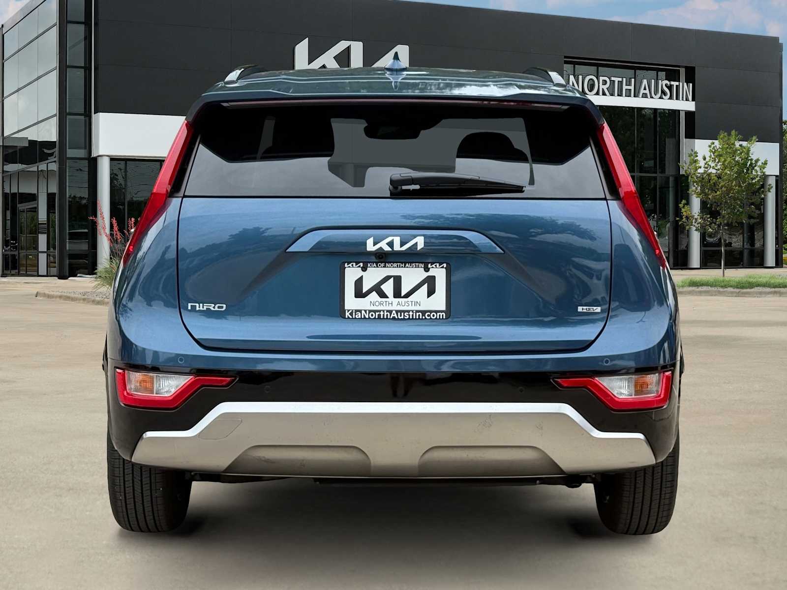 Thumbnail: 2026 Kia Niro - 10