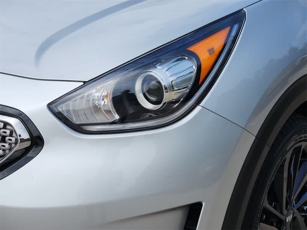 Thumbnail: 2019 Kia Niro - 7