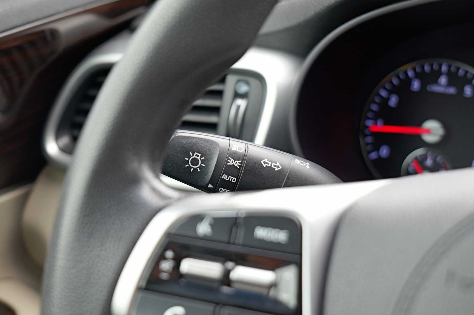 Thumbnail: 2019 Kia Sorento - 18