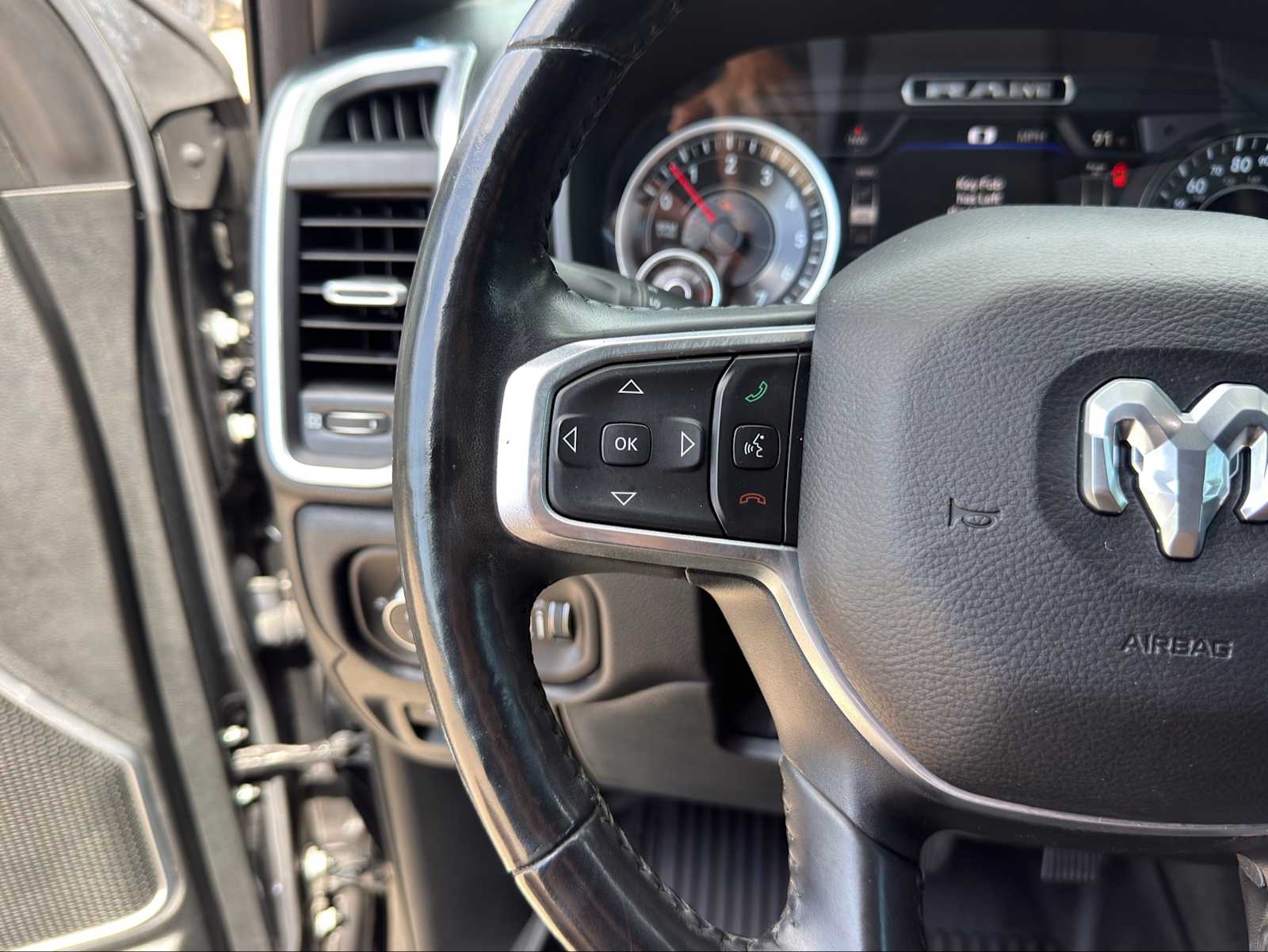 Thumbnail: 2020 RAM 1500 - 19