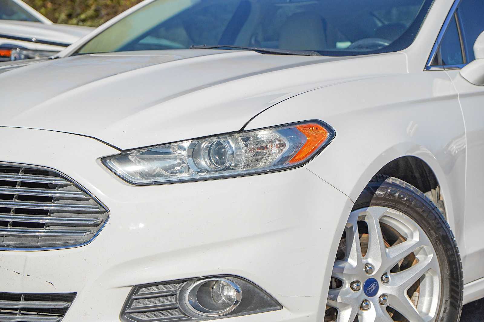 Thumbnail: 2014 Ford Fusion - 3