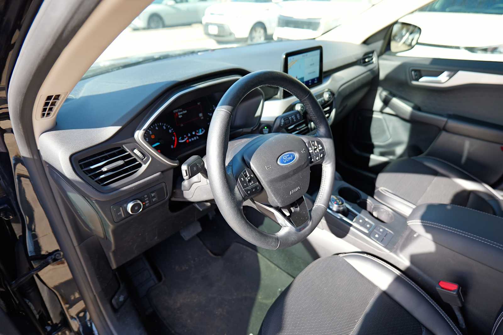 Thumbnail: 2020 Ford Escape - 9