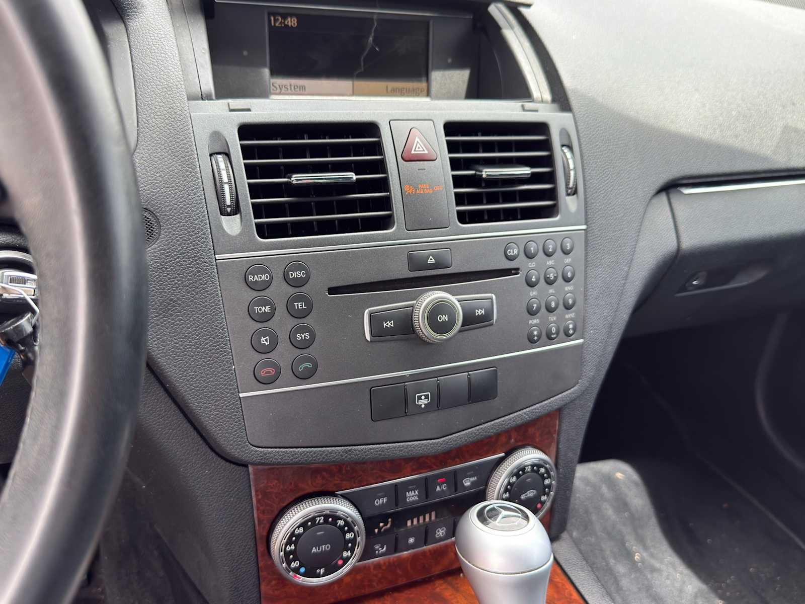 Thumbnail: 2011 Mercedes-Benz C-Class - 12
