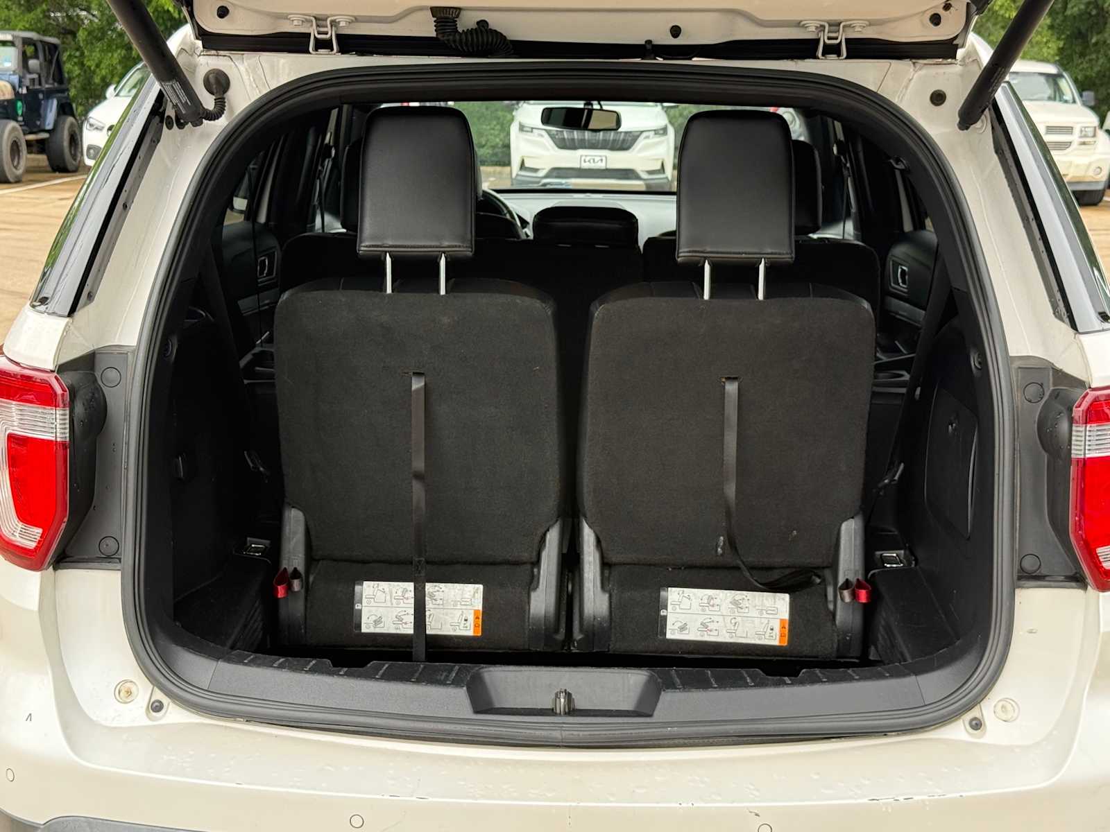 Thumbnail: 2017 Ford Explorer - 7