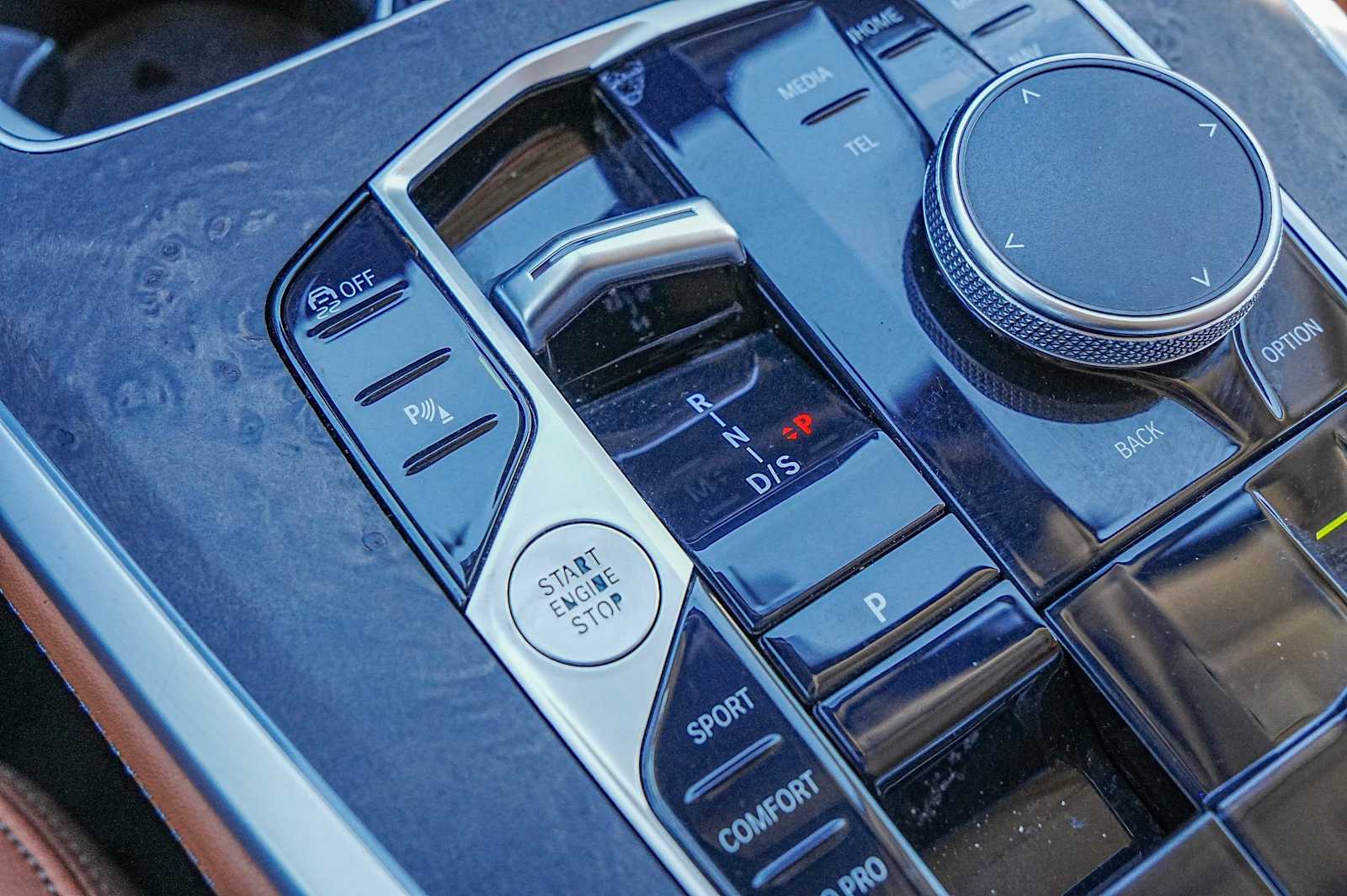 Thumbnail: 2023 BMW X7 - 22