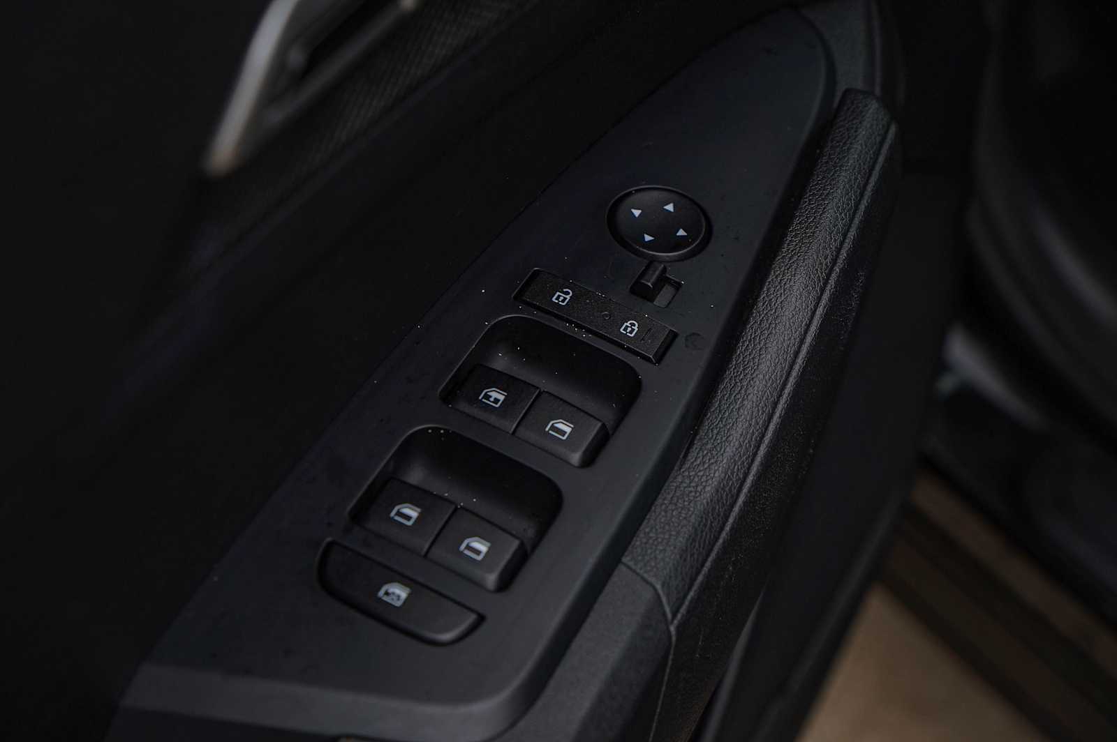 Thumbnail: 2023 Kia Sportage - 24