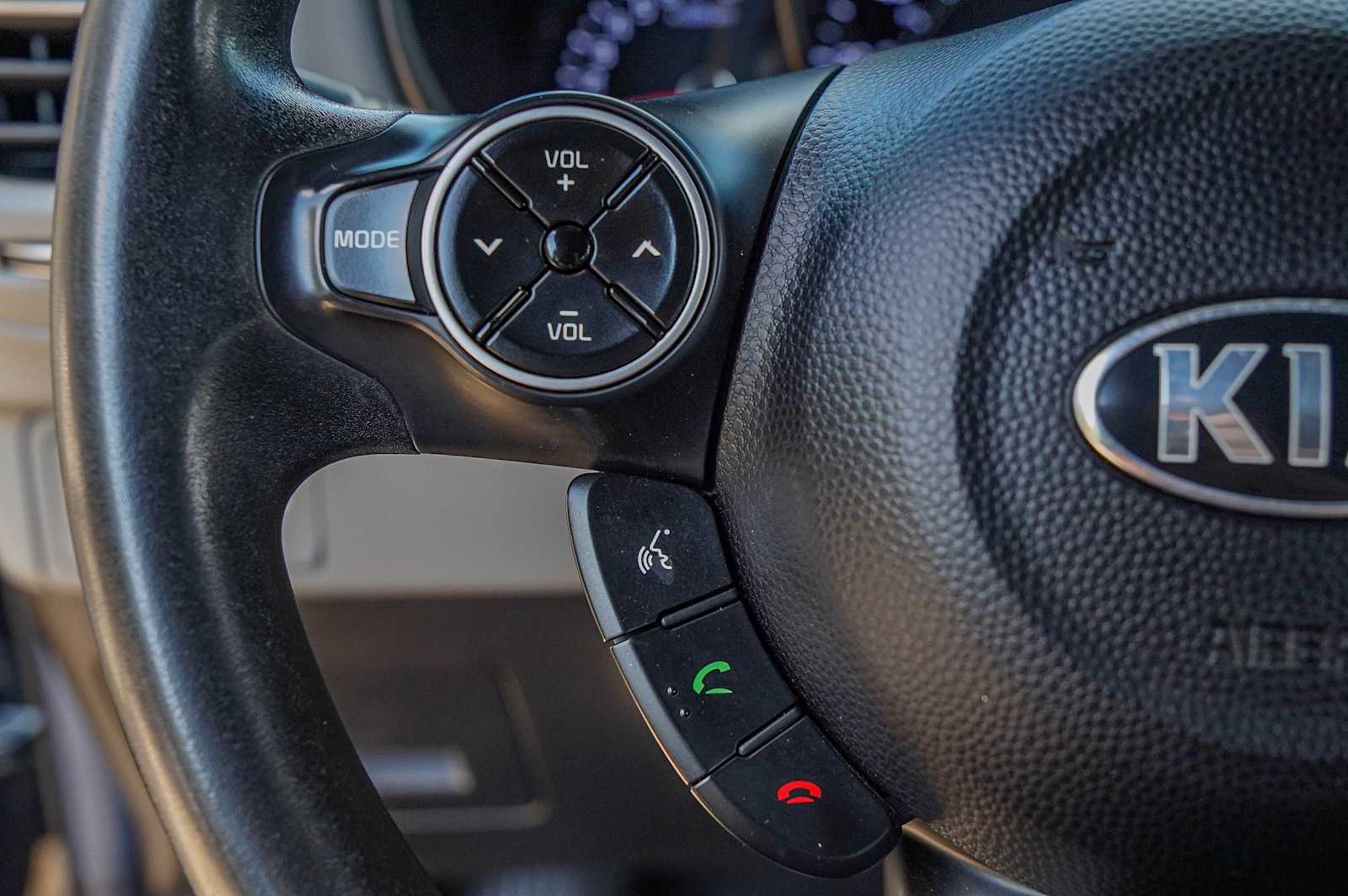 Thumbnail: 2015 Kia Soul - 13