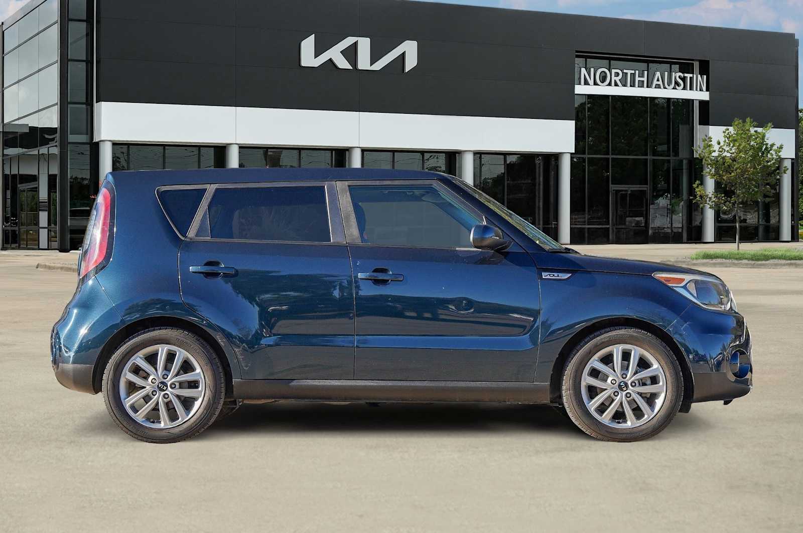 Thumbnail: 2018 Kia Soul - 7