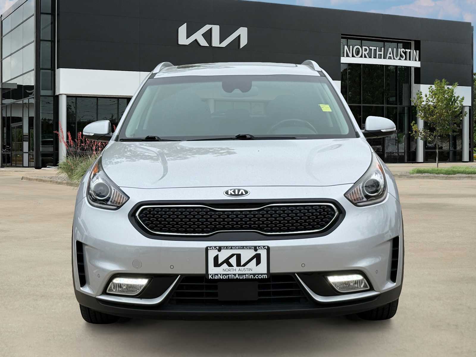 Thumbnail: 2018 Kia Niro - 4