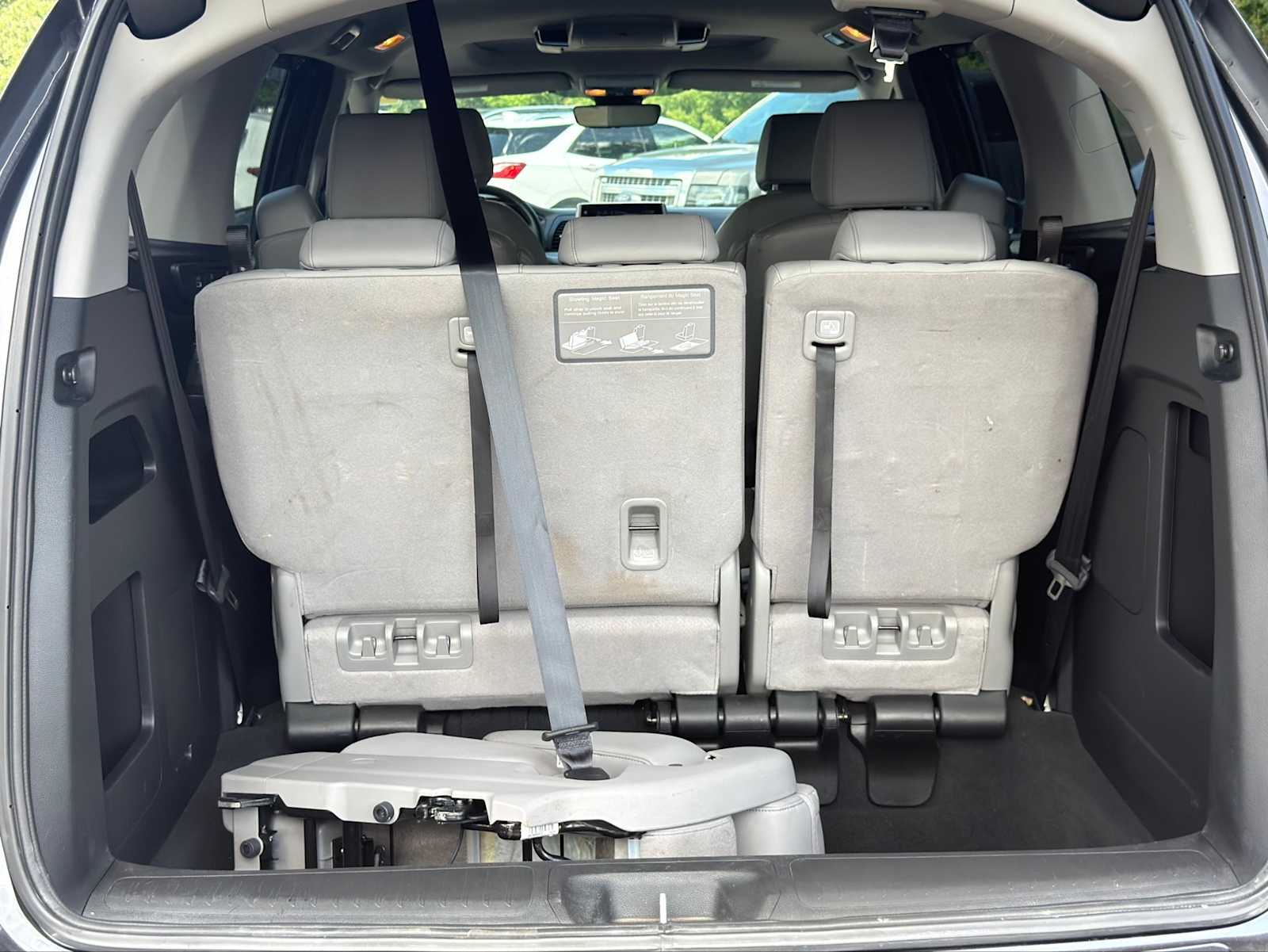 Thumbnail: 2023 Honda Odyssey - 10