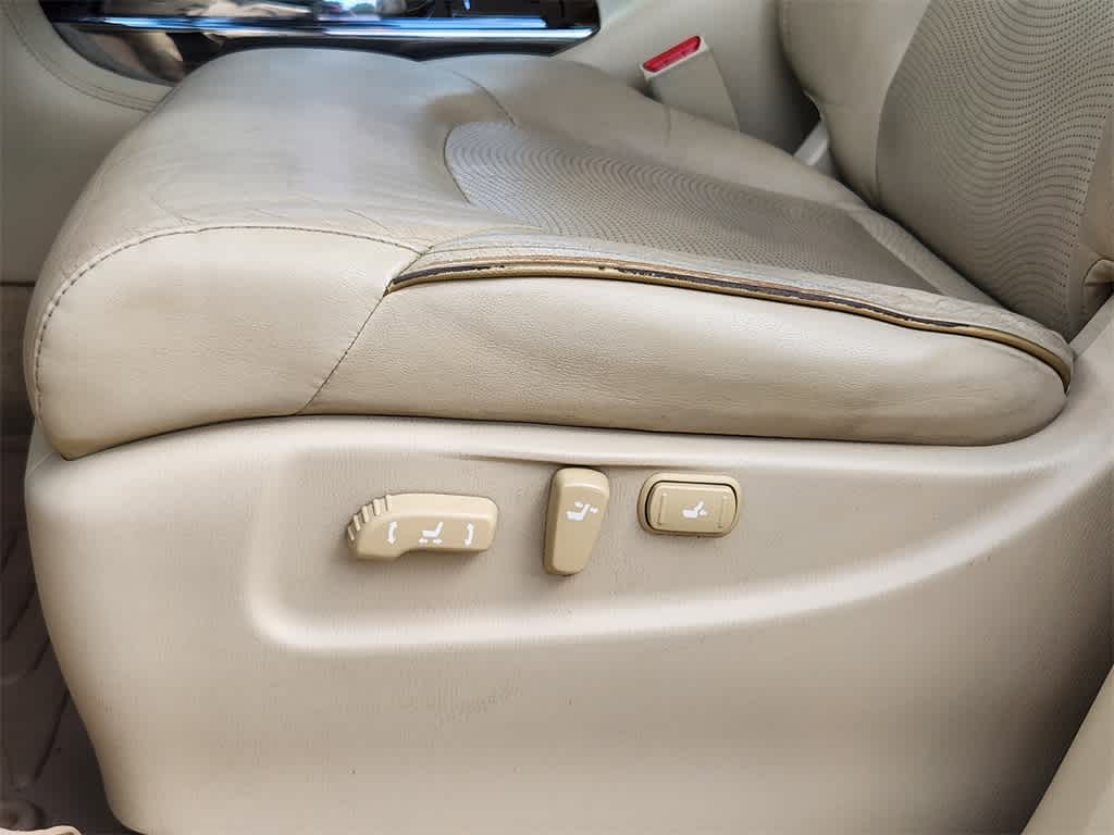 2015 INFINITI QX80  24