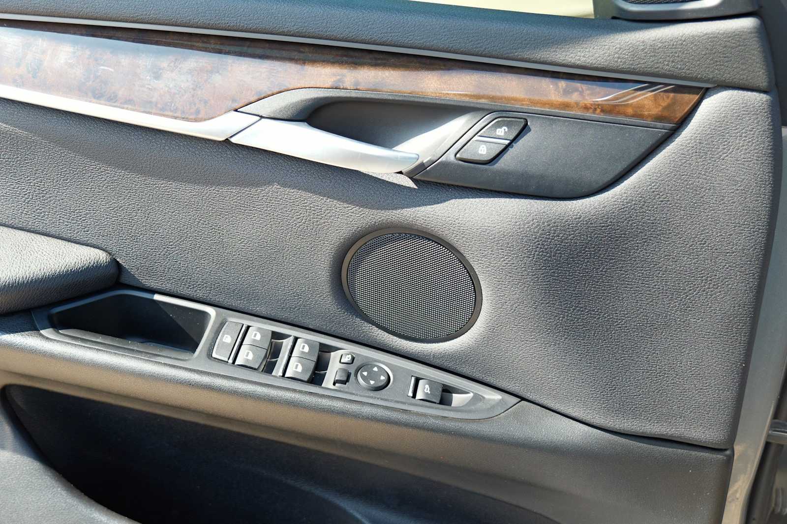 Thumbnail: 2017 BMW X5 - 21