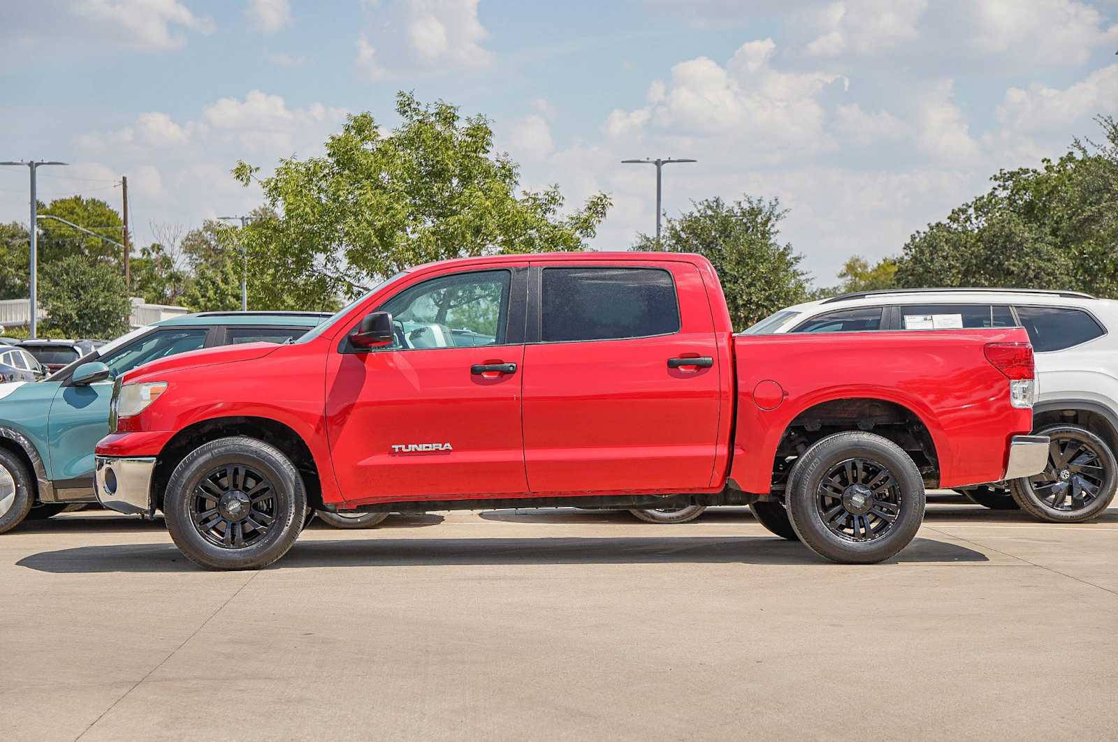 Thumbnail: 2011 Toyota Tundra - 7