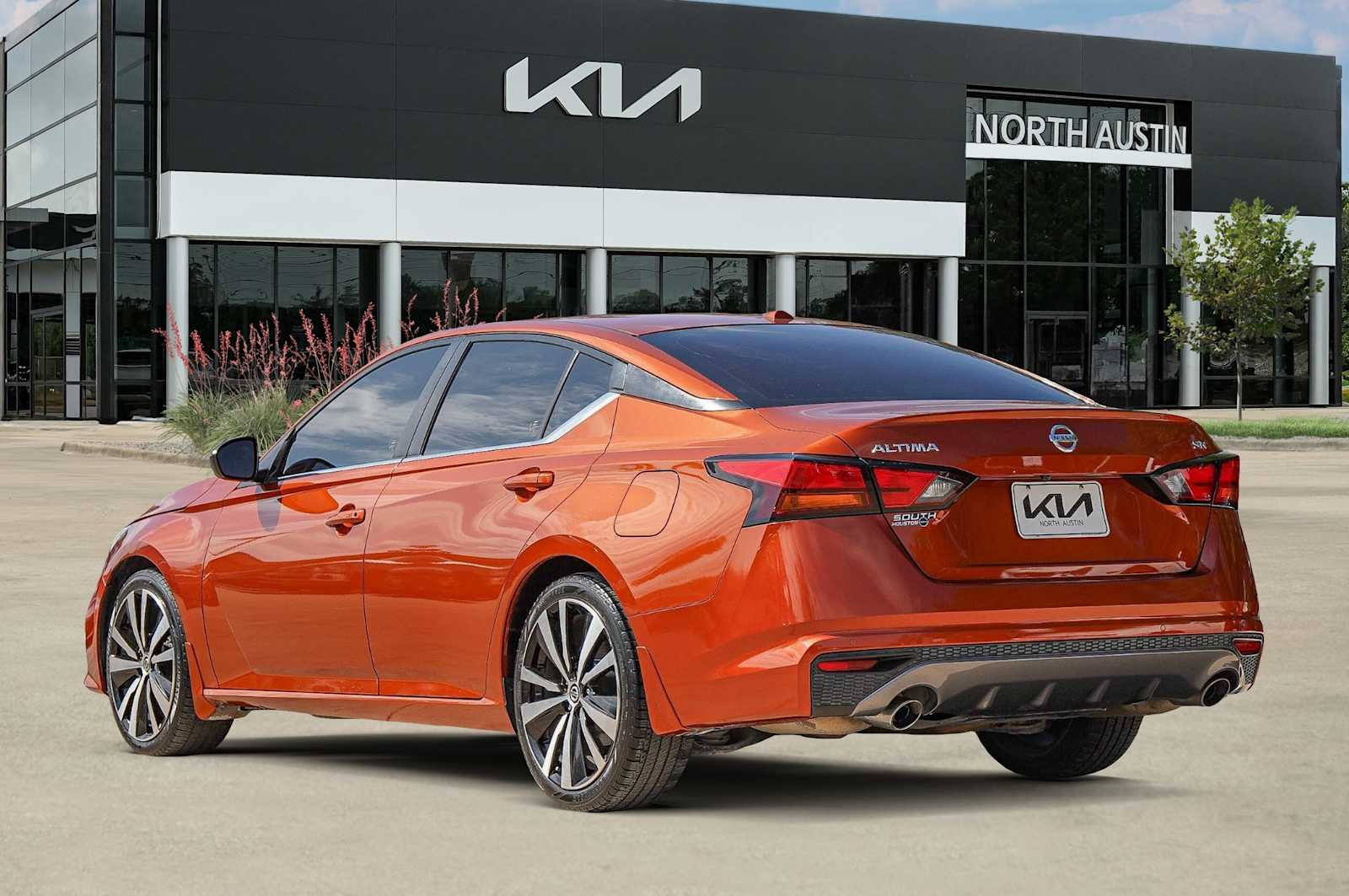 Thumbnail: 2020 Nissan Altima - 5